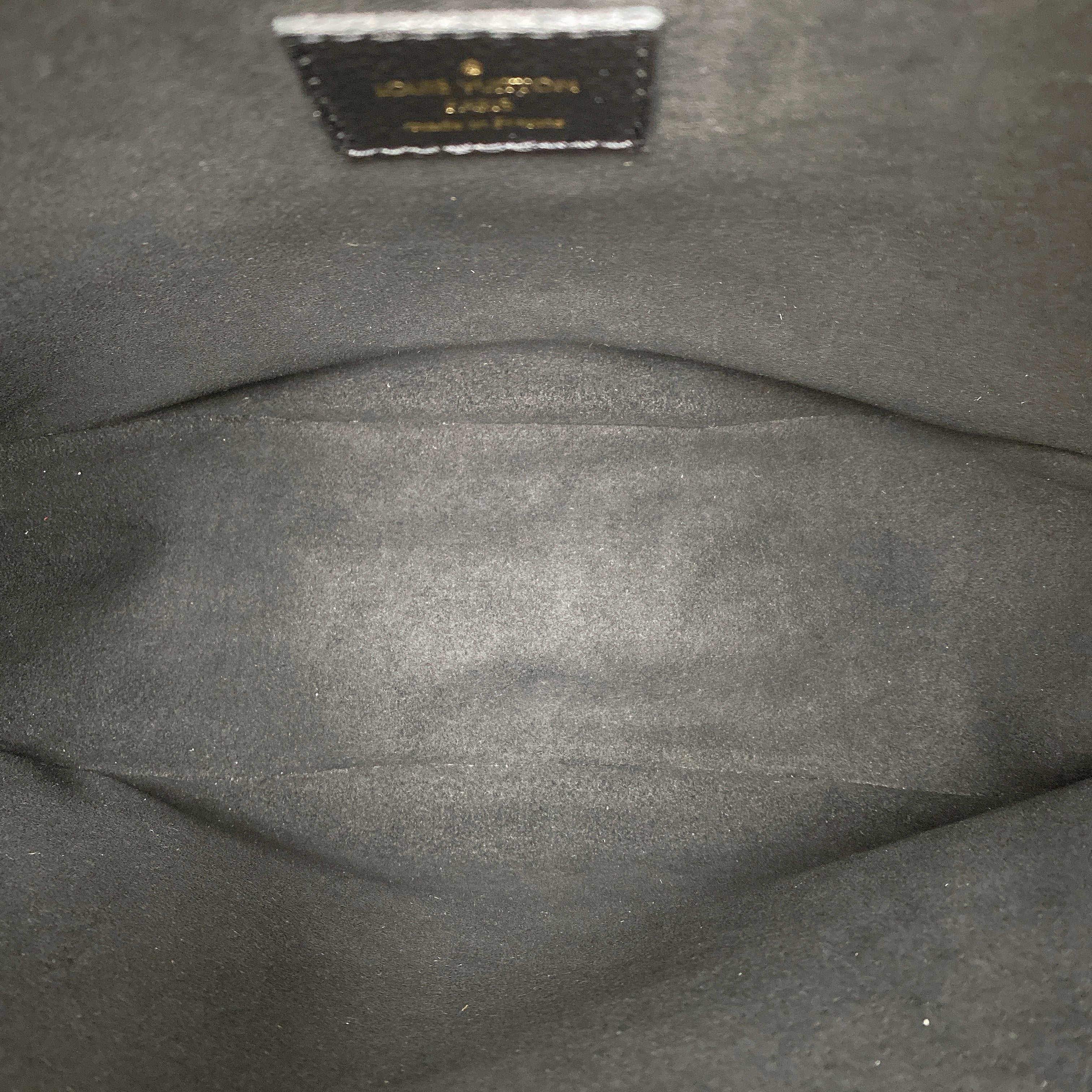 LV LOOP HOBO