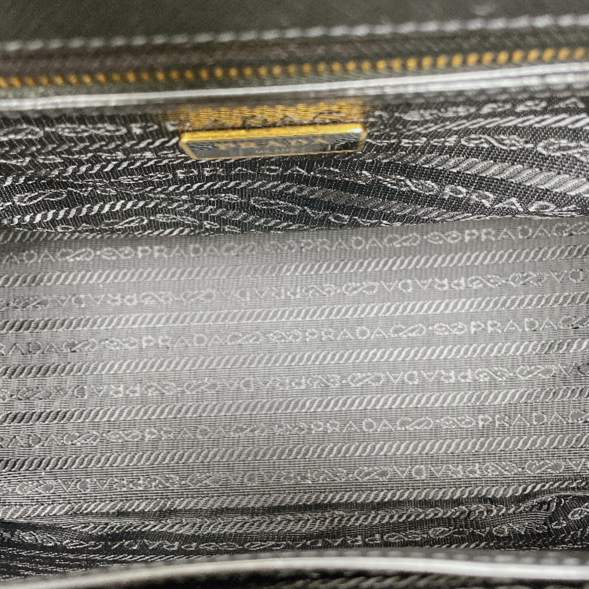 PRADA GALLERIA SAFFIANO LEATHER BAG MEDIUM