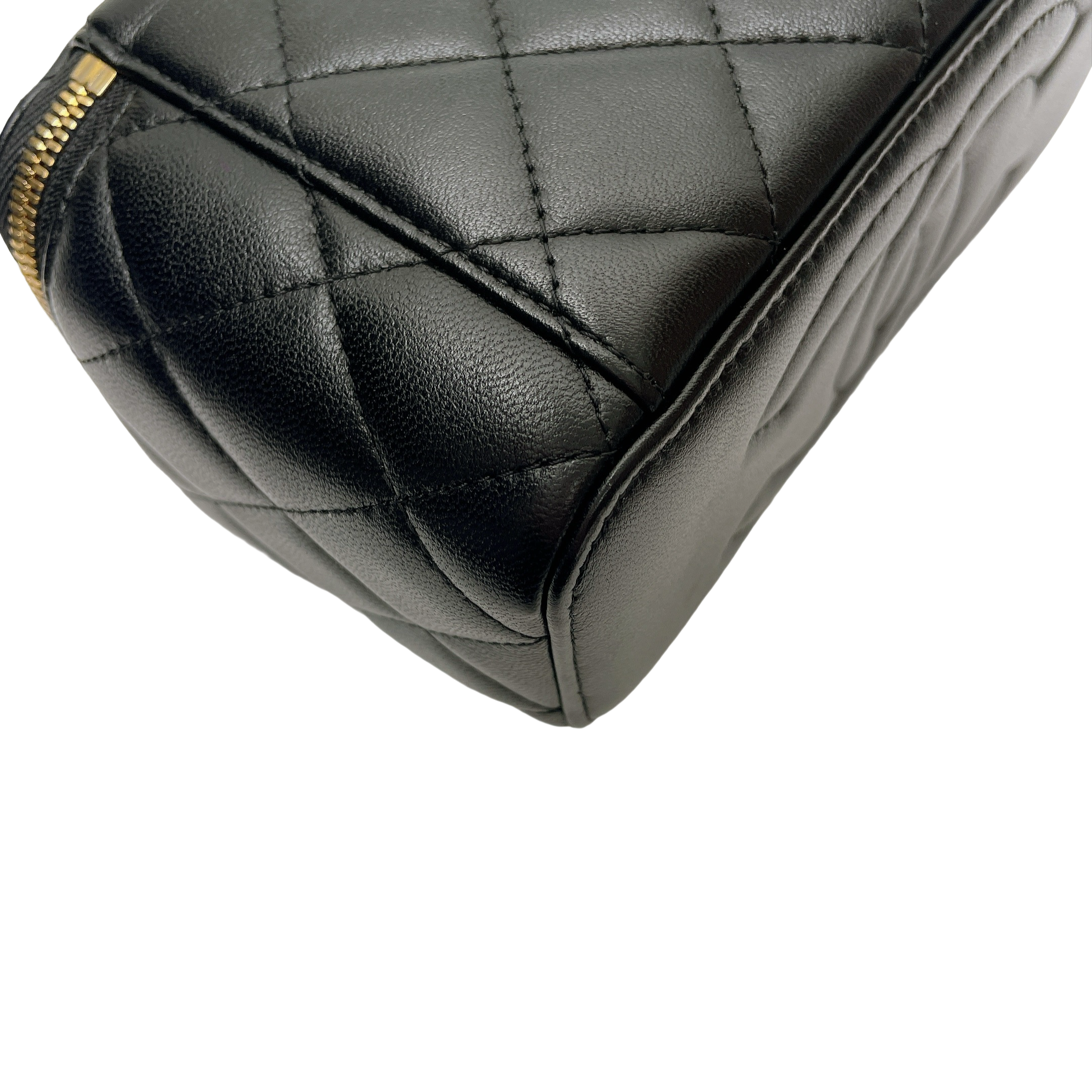 CHANEL VANITY WITH CHAIN TOP HANDLE