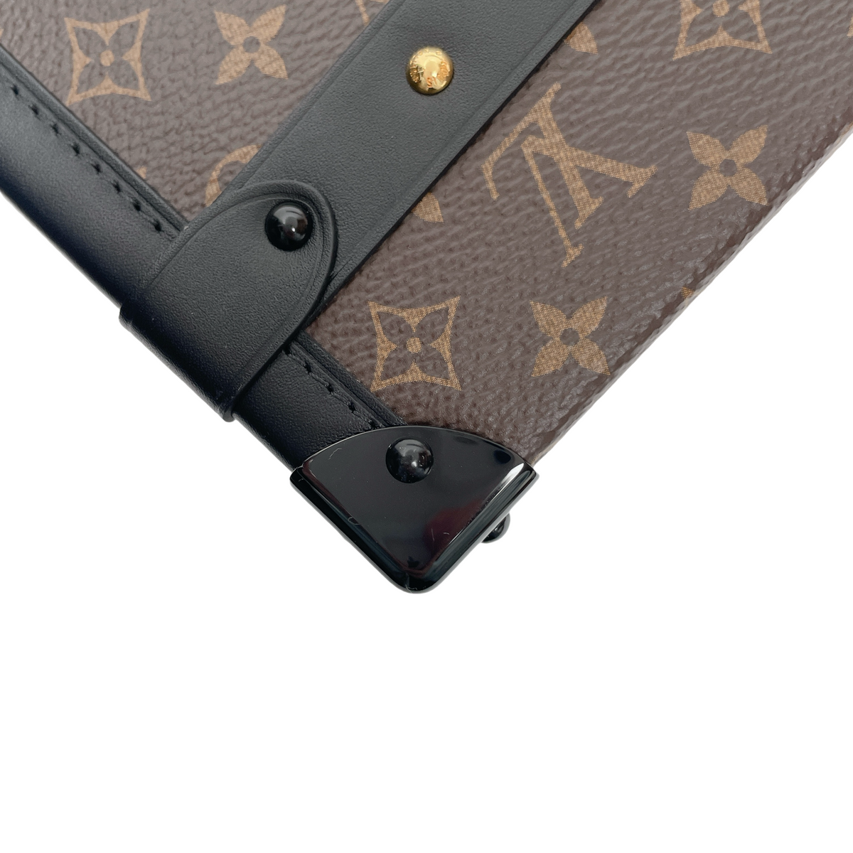 LV PETITE MALLE
