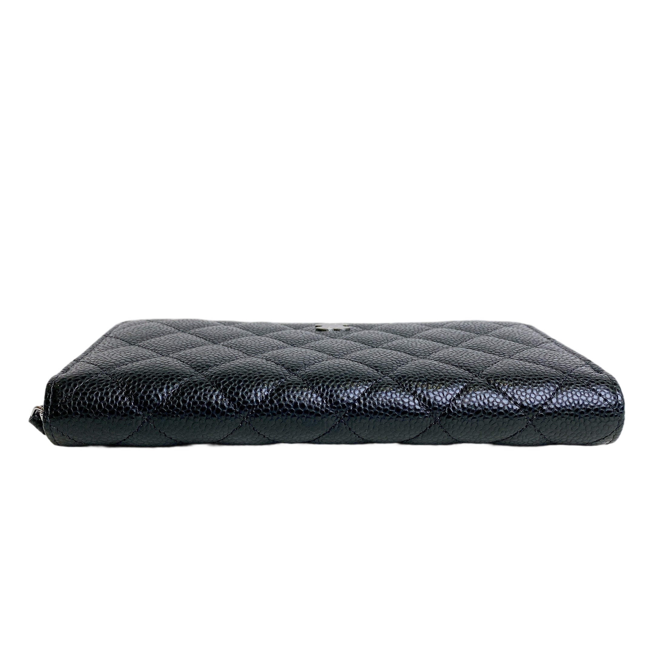 CHANEL ZIPPY WALLET