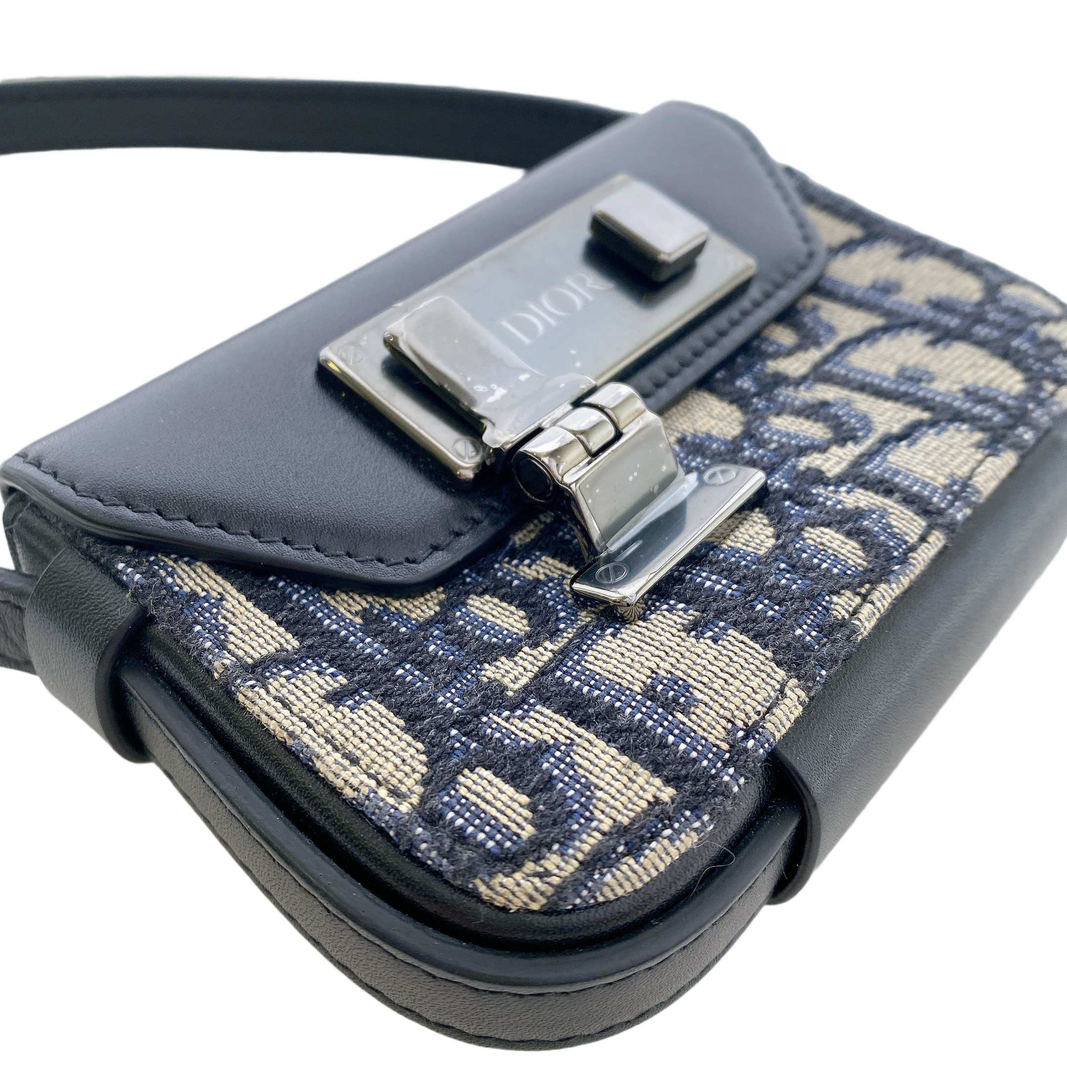 DIOR NANO CLASP LOCK