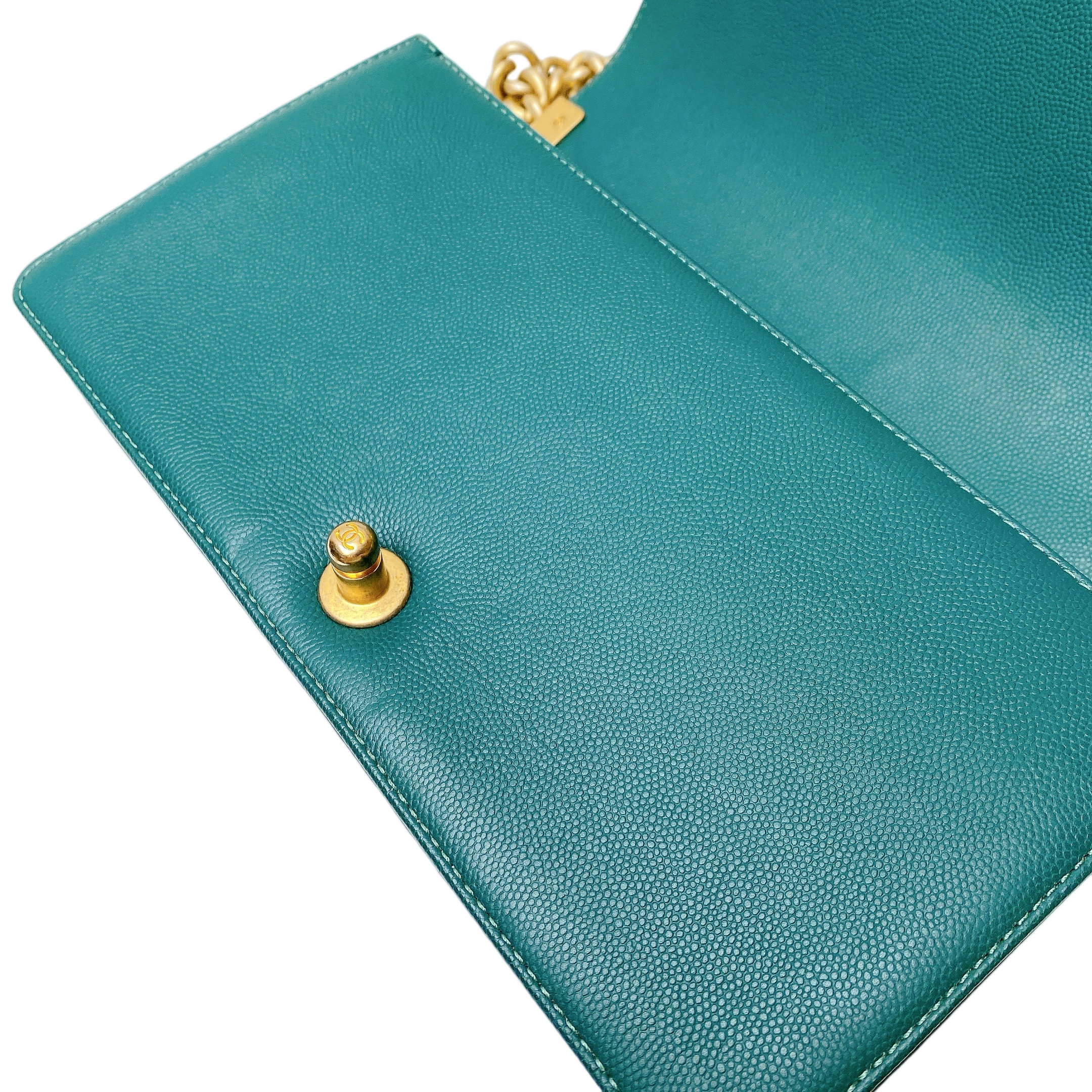 CHANEL LEBOY MEDIUM IN GREEN