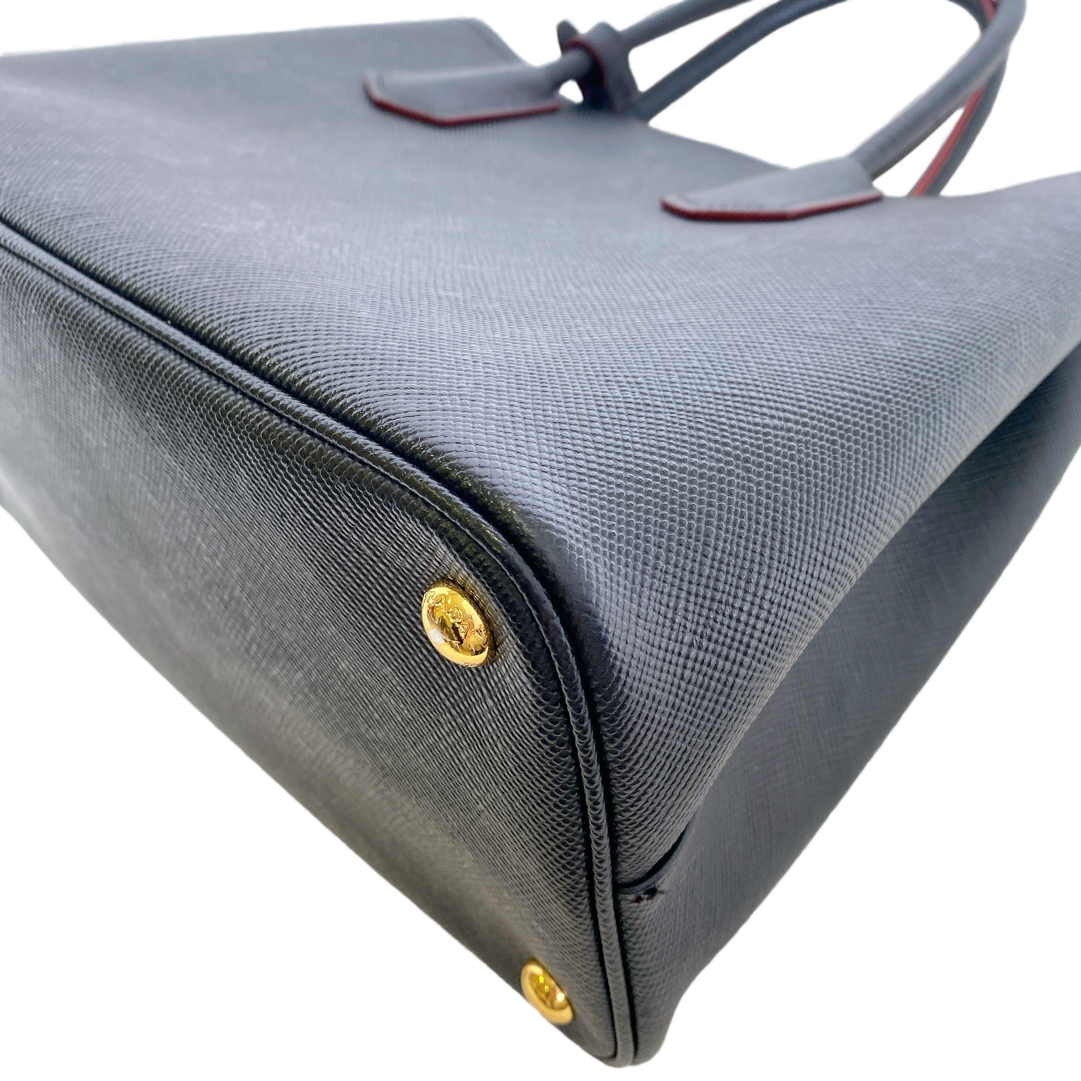 PRADA SAFFIANO CUIR IN BLACK