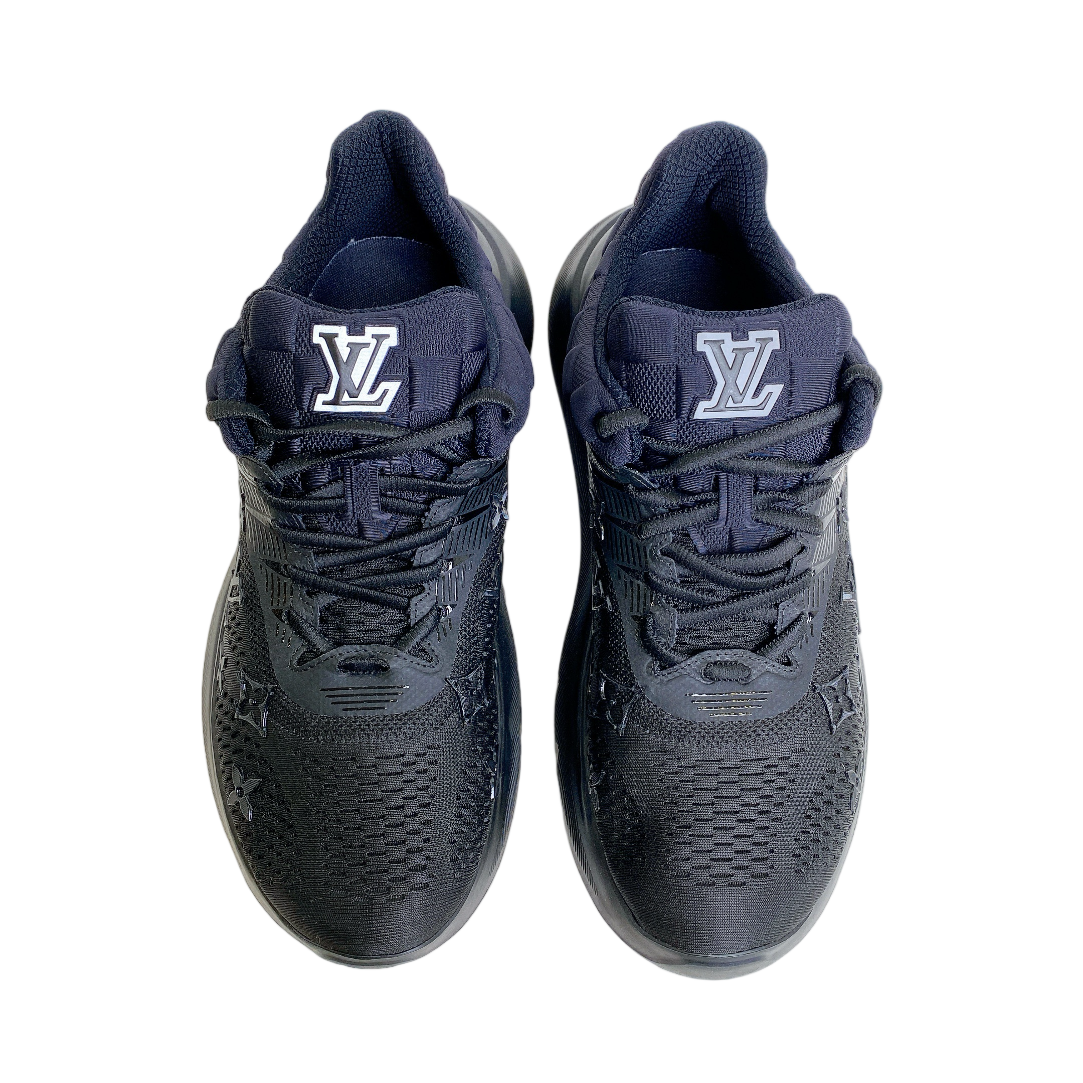 LV MEN SNEAKER IN BLACK