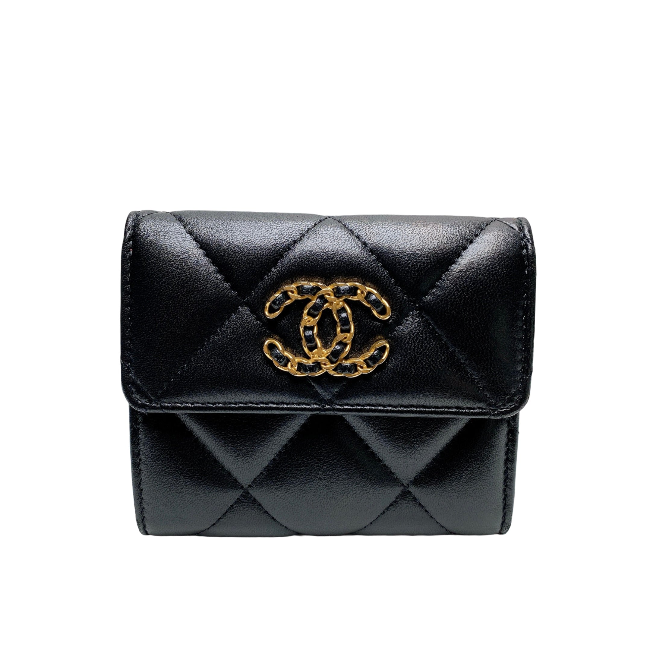 CHANEL 19 FLAP SHORT WALLET