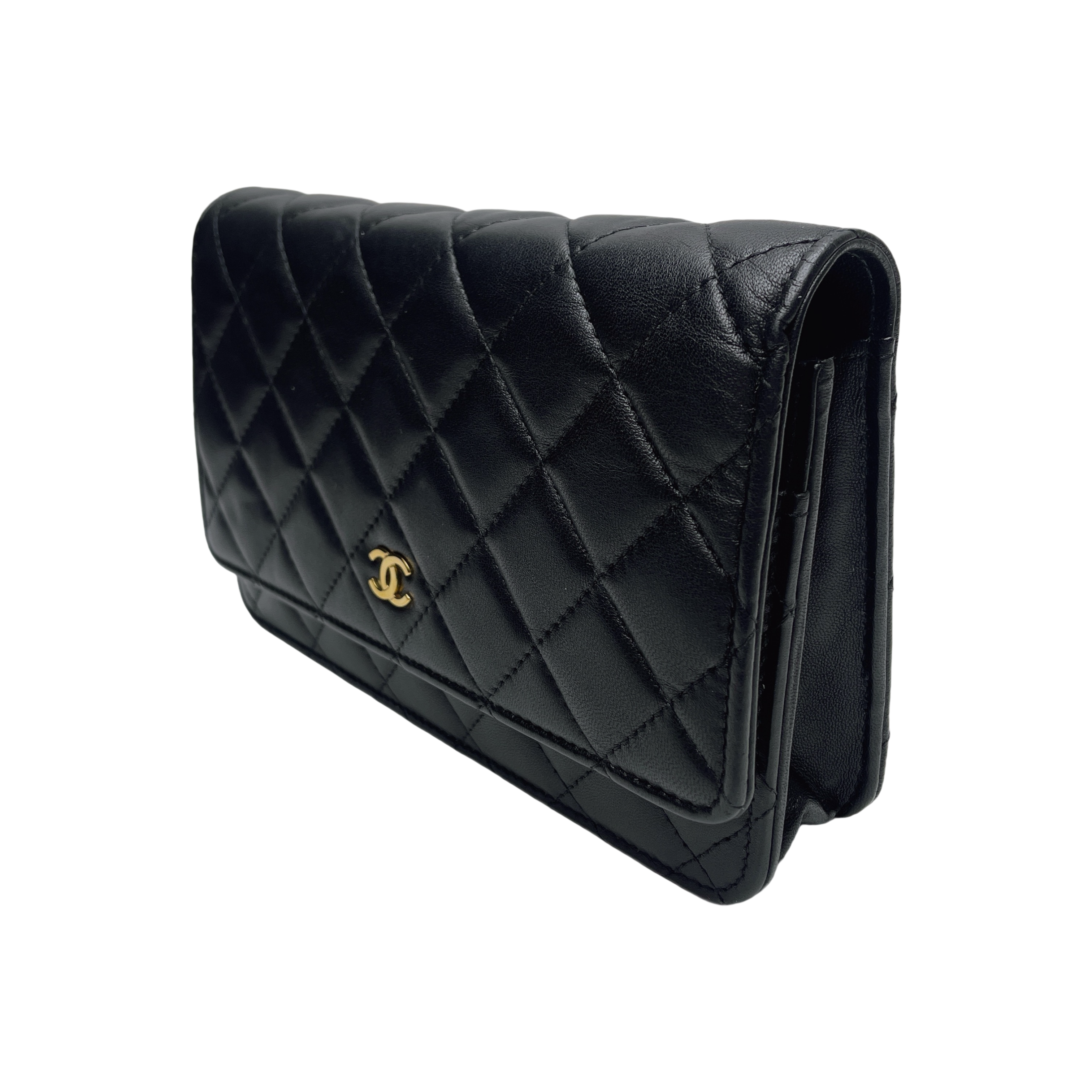 CHANEL WALLET ON CHAIN