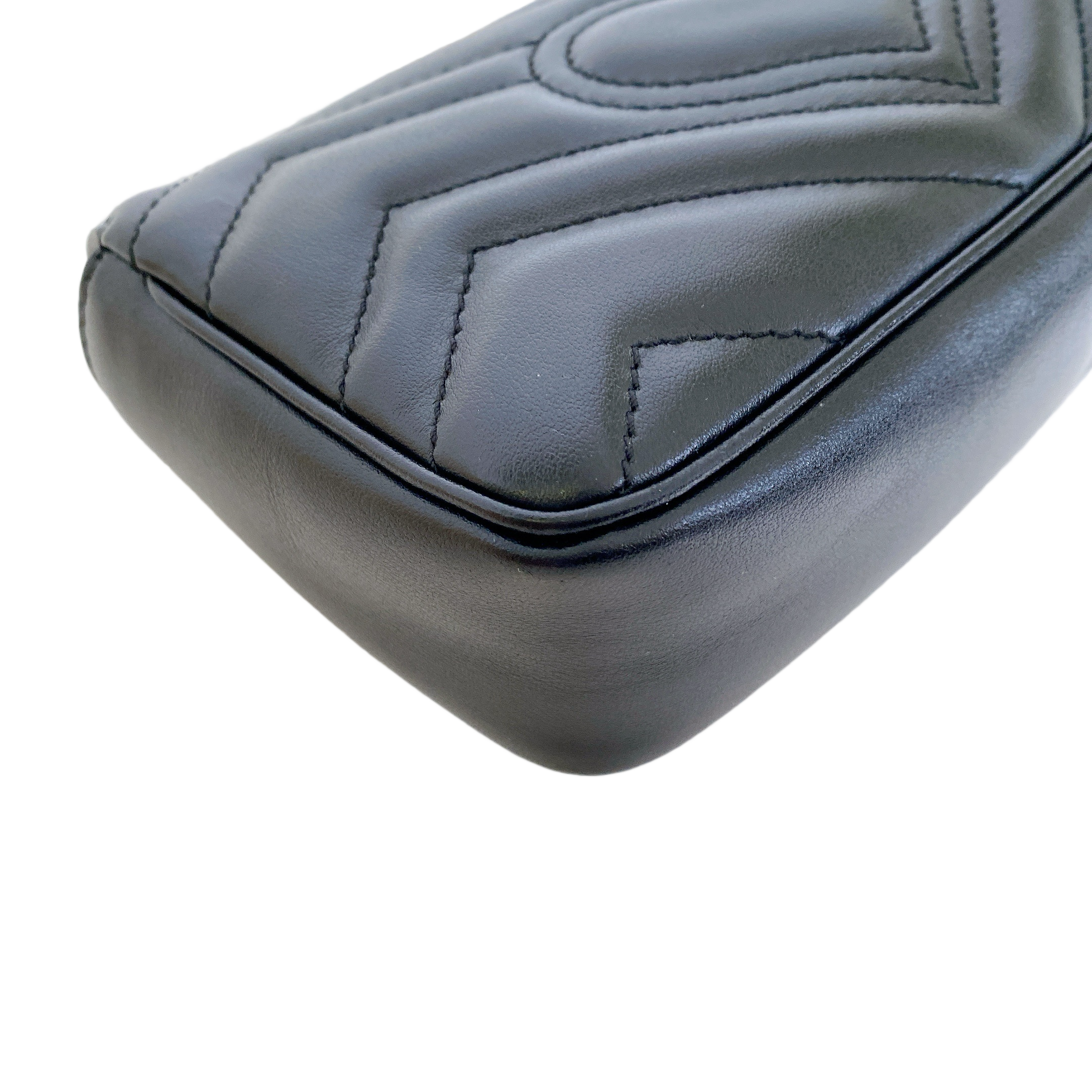 GUCCI MARMONT SUPER MINI