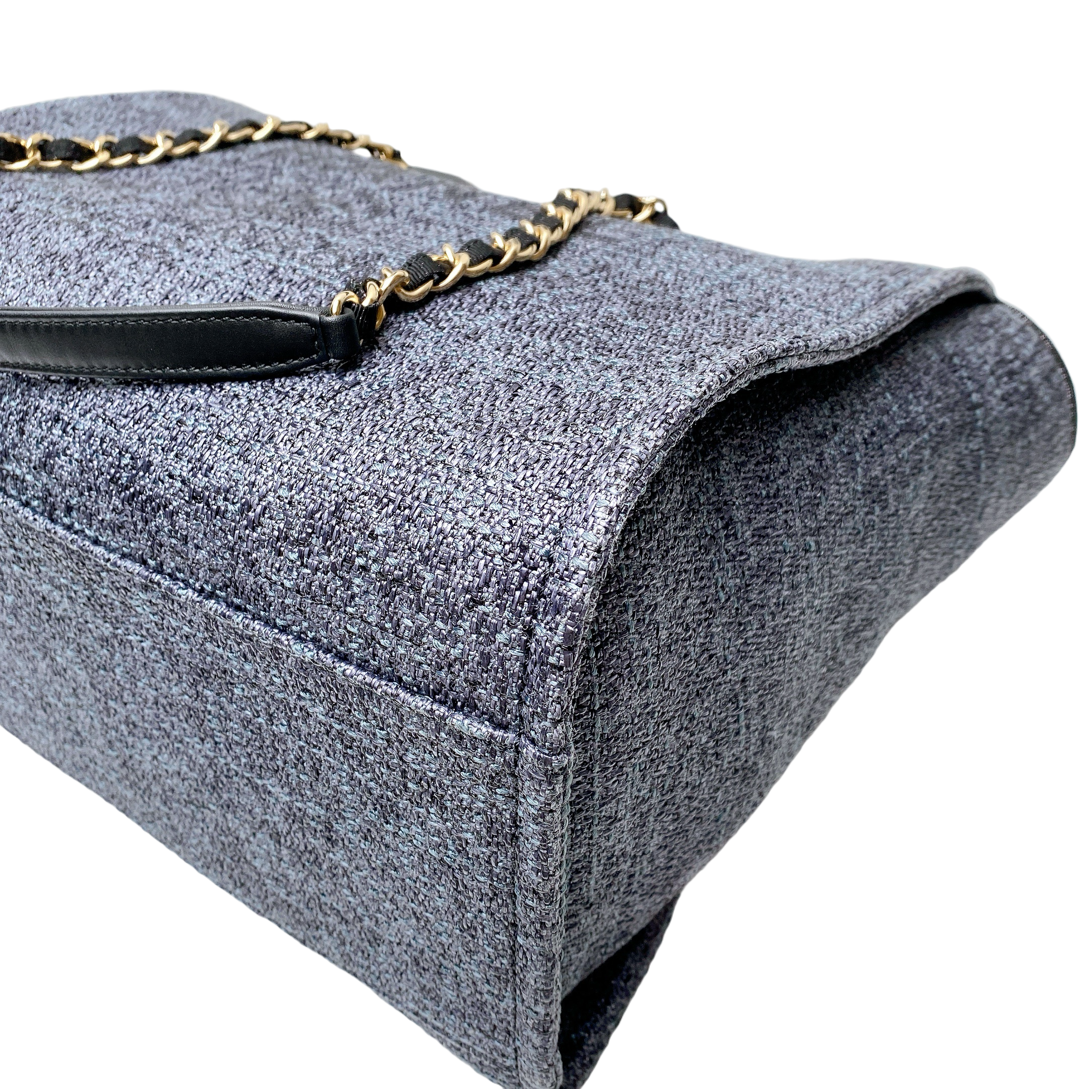 CHANEL TOTE