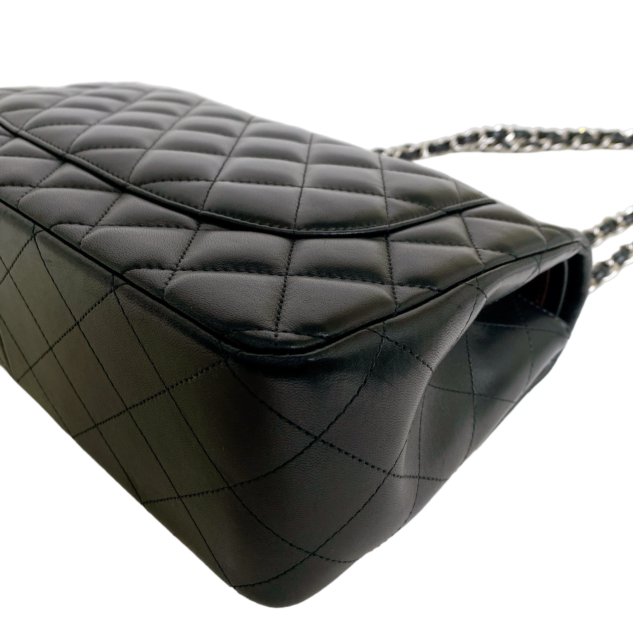 CHANEL CLASSIC FLAP JUMBO