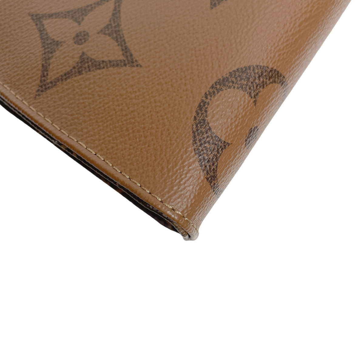 LV ONTHEGO EAST WEST