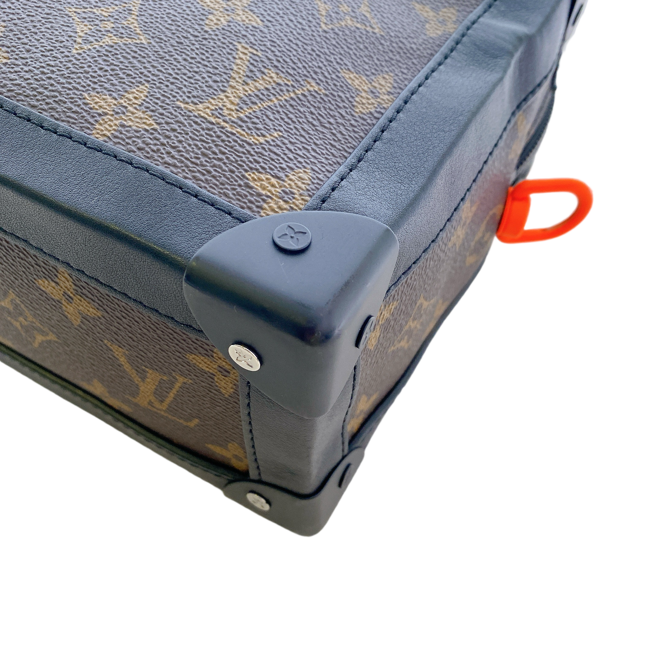 LV SOFT TRUNK