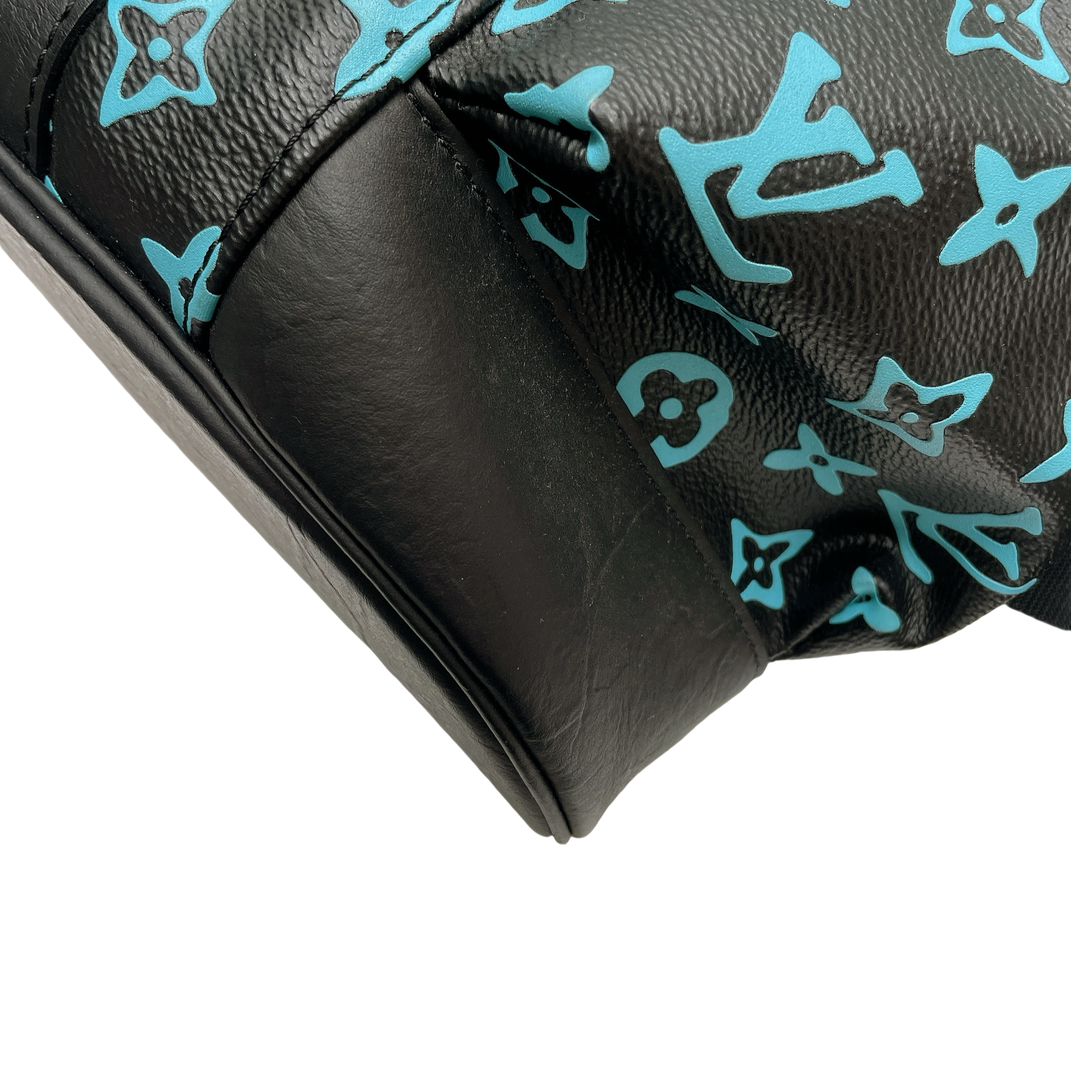 LV CHRISTOPHER BACKPACK MM