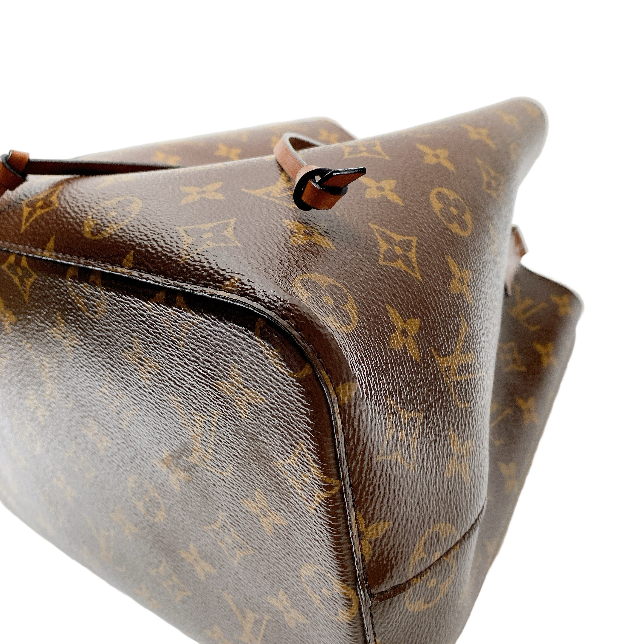 LV NEONOE MM CARAMEL