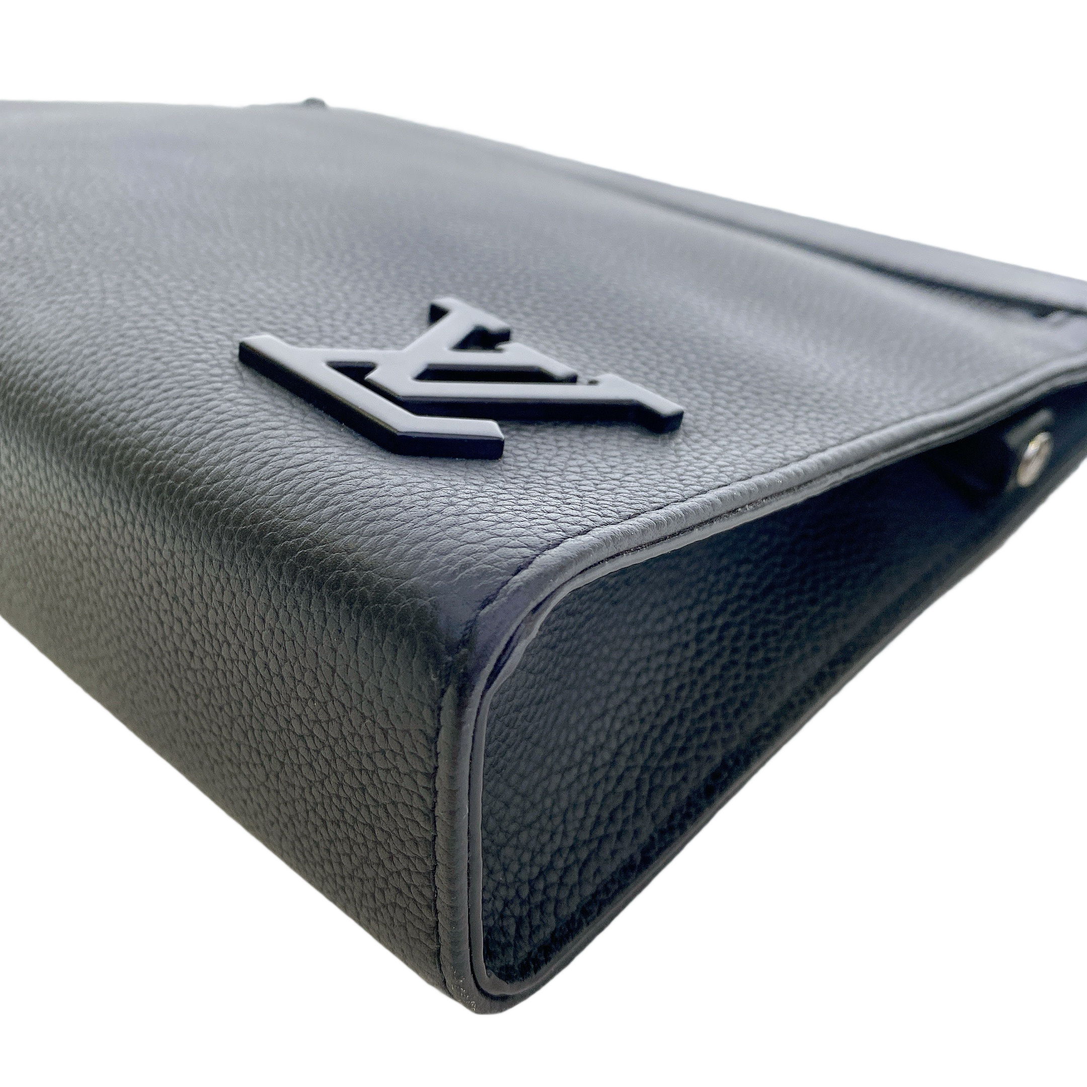 LV AEROGRAM VOYAGE SHOULDER BAG