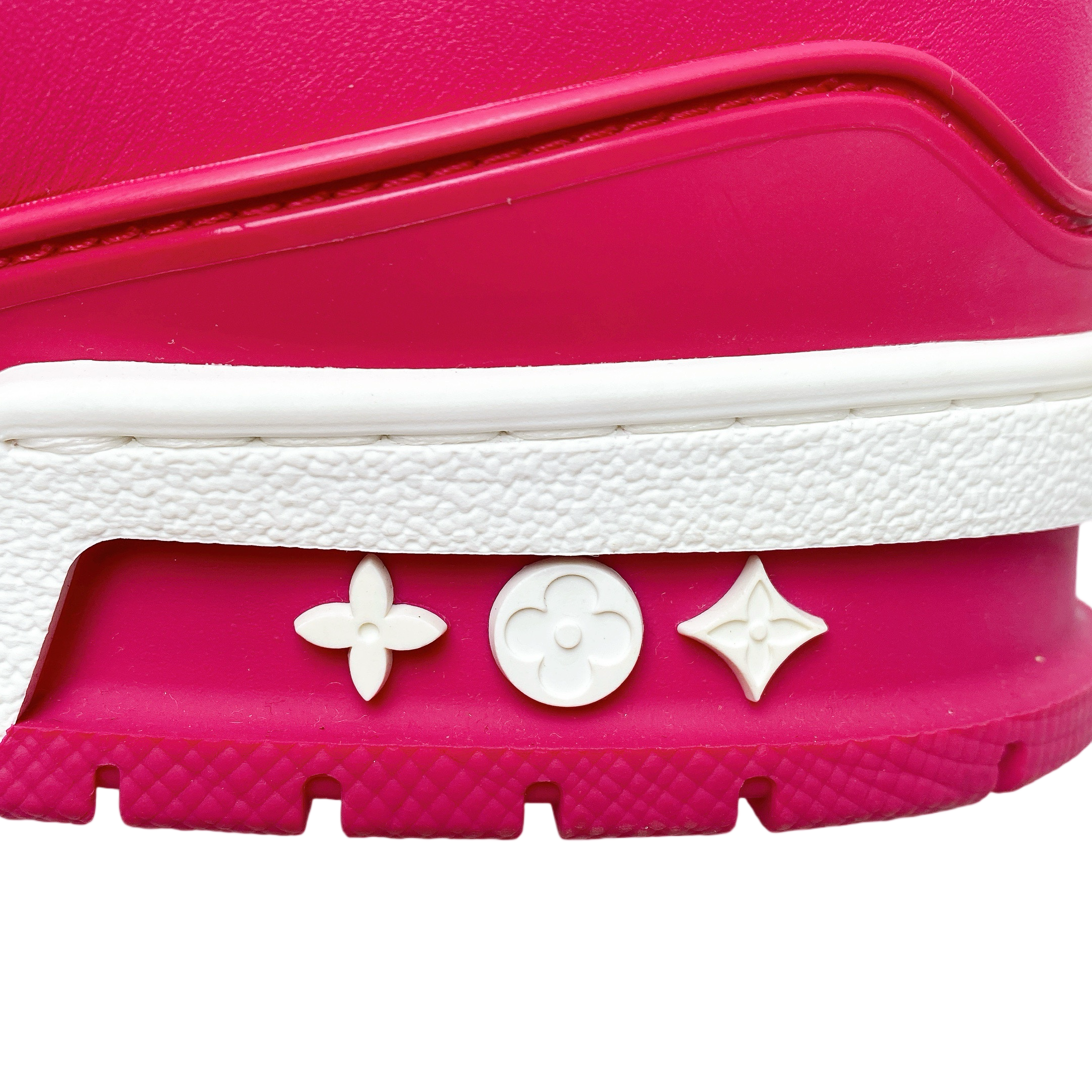 LV TRAINER SNEAKER IN FUCHSIA