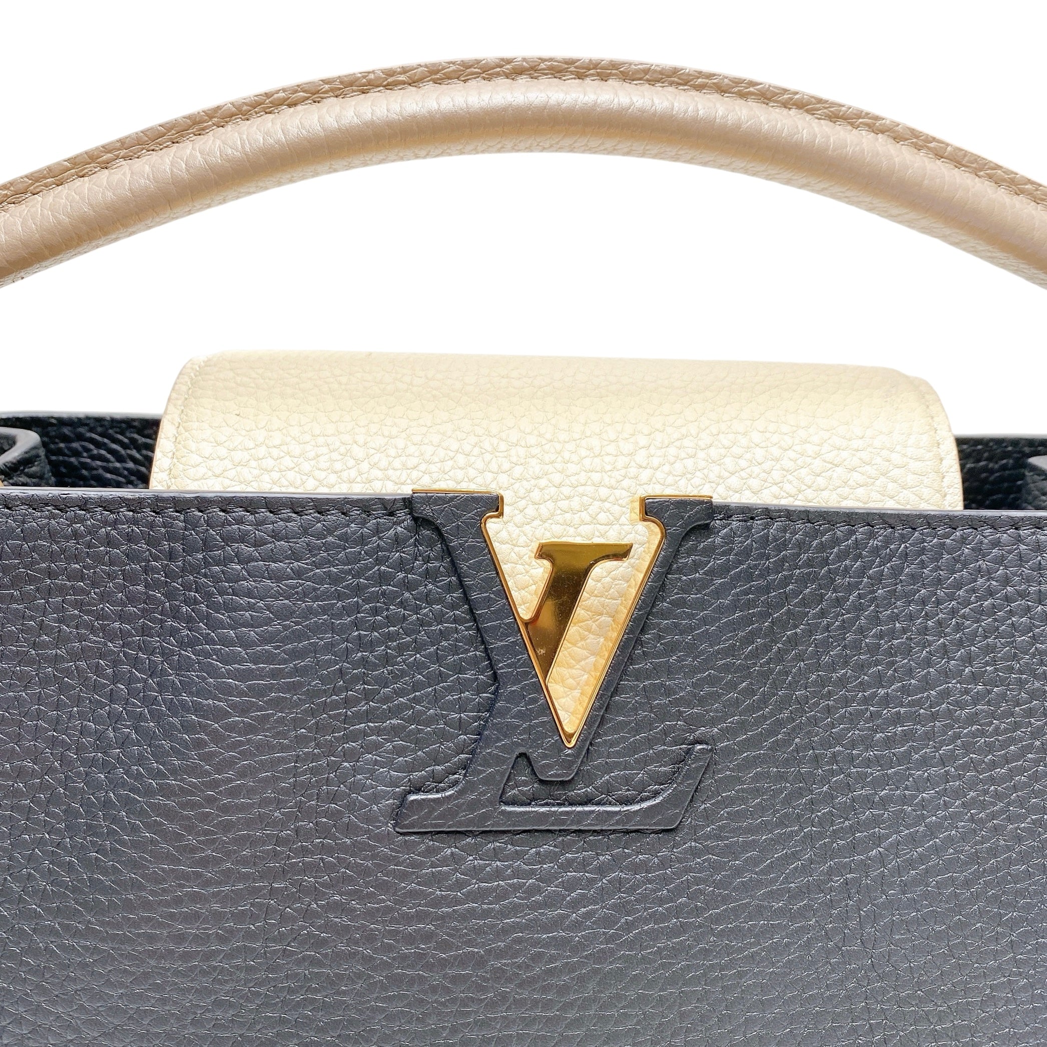 LV CAPUCINES MM