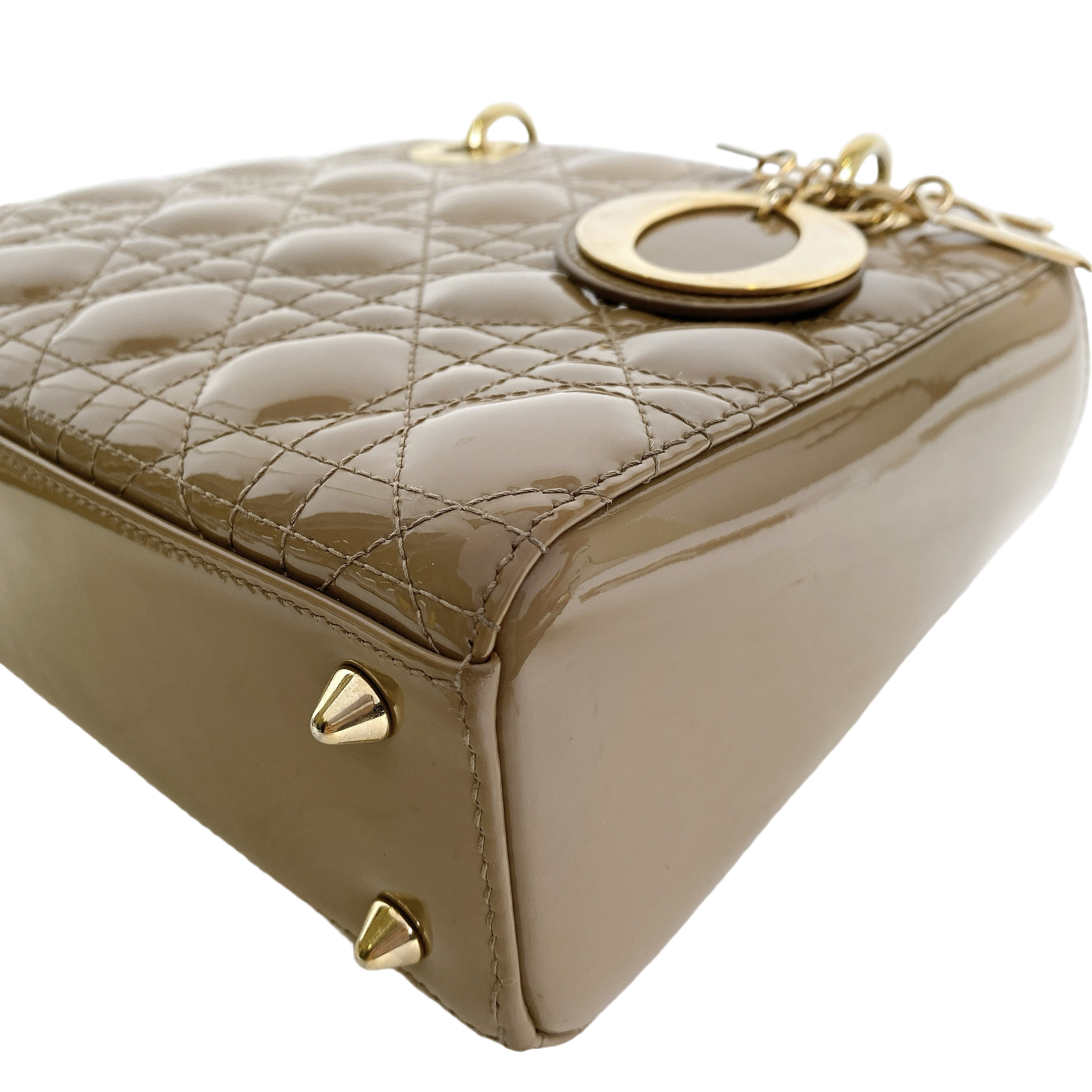 LADY DIOR SMALL IN PATENT BEIGE
