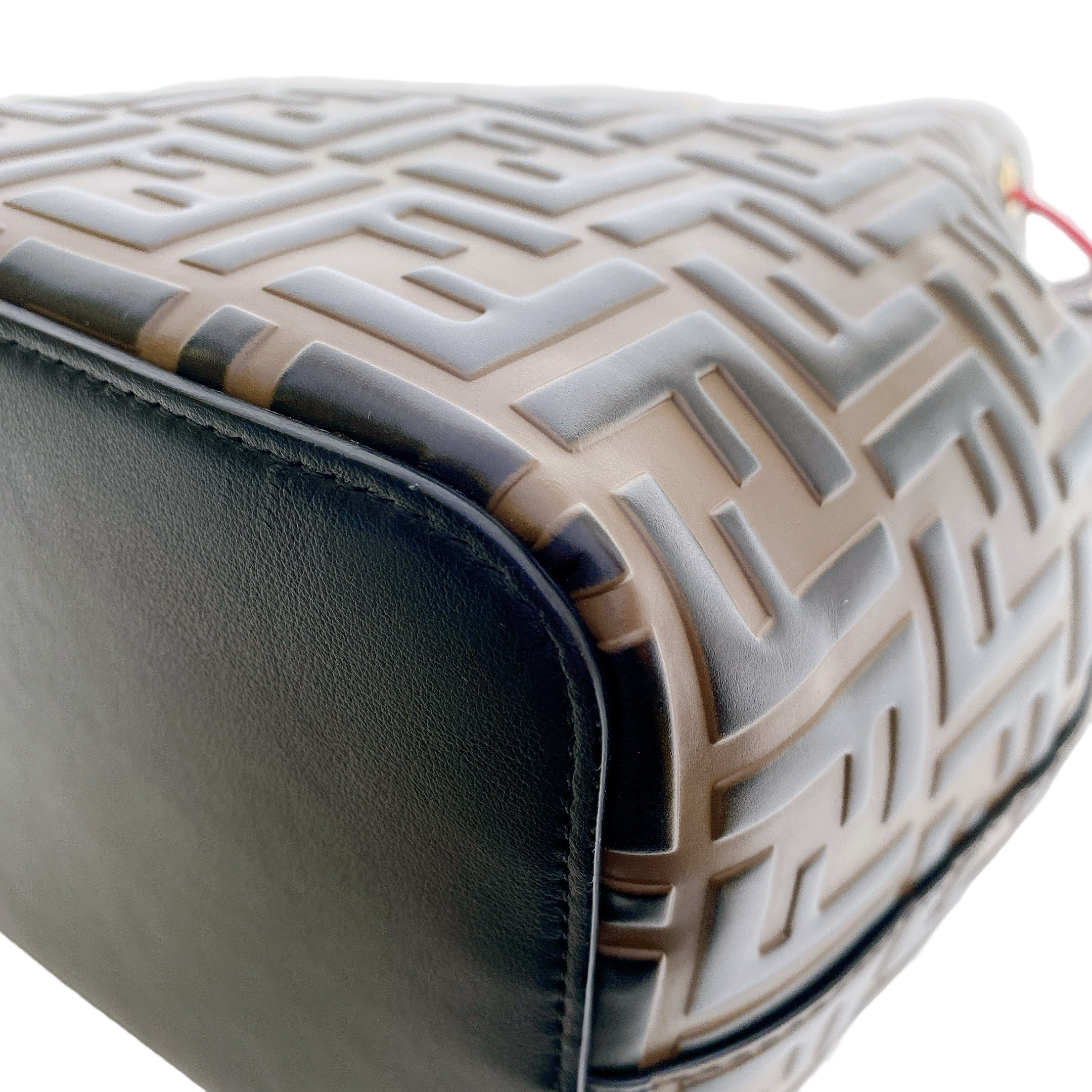 FENDI BUCKET