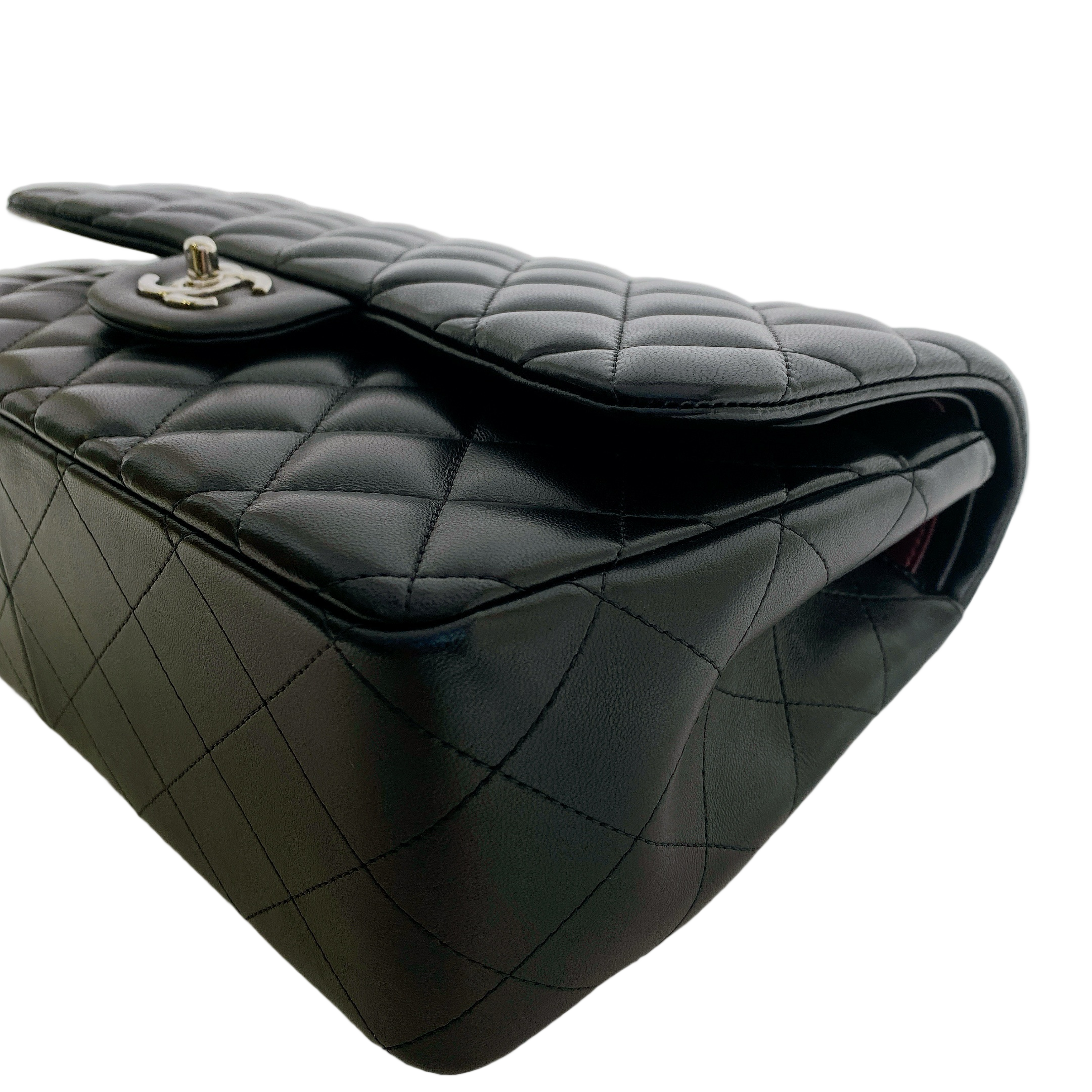 CHANEL CLASSIC FLAP JUMBO