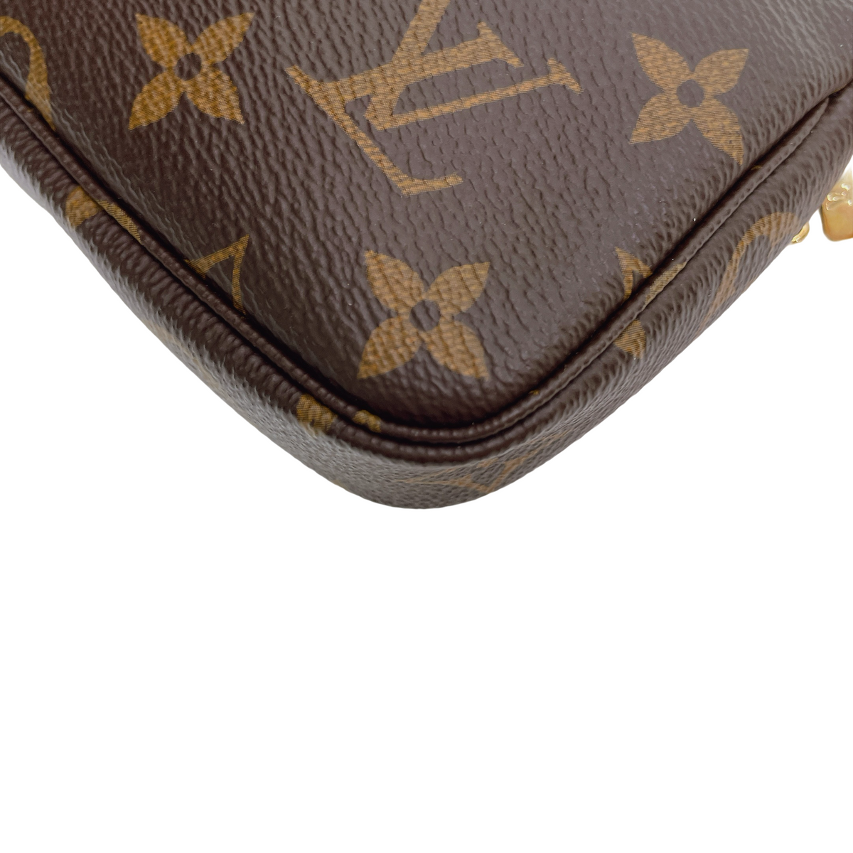 LV MINI POCHETTE