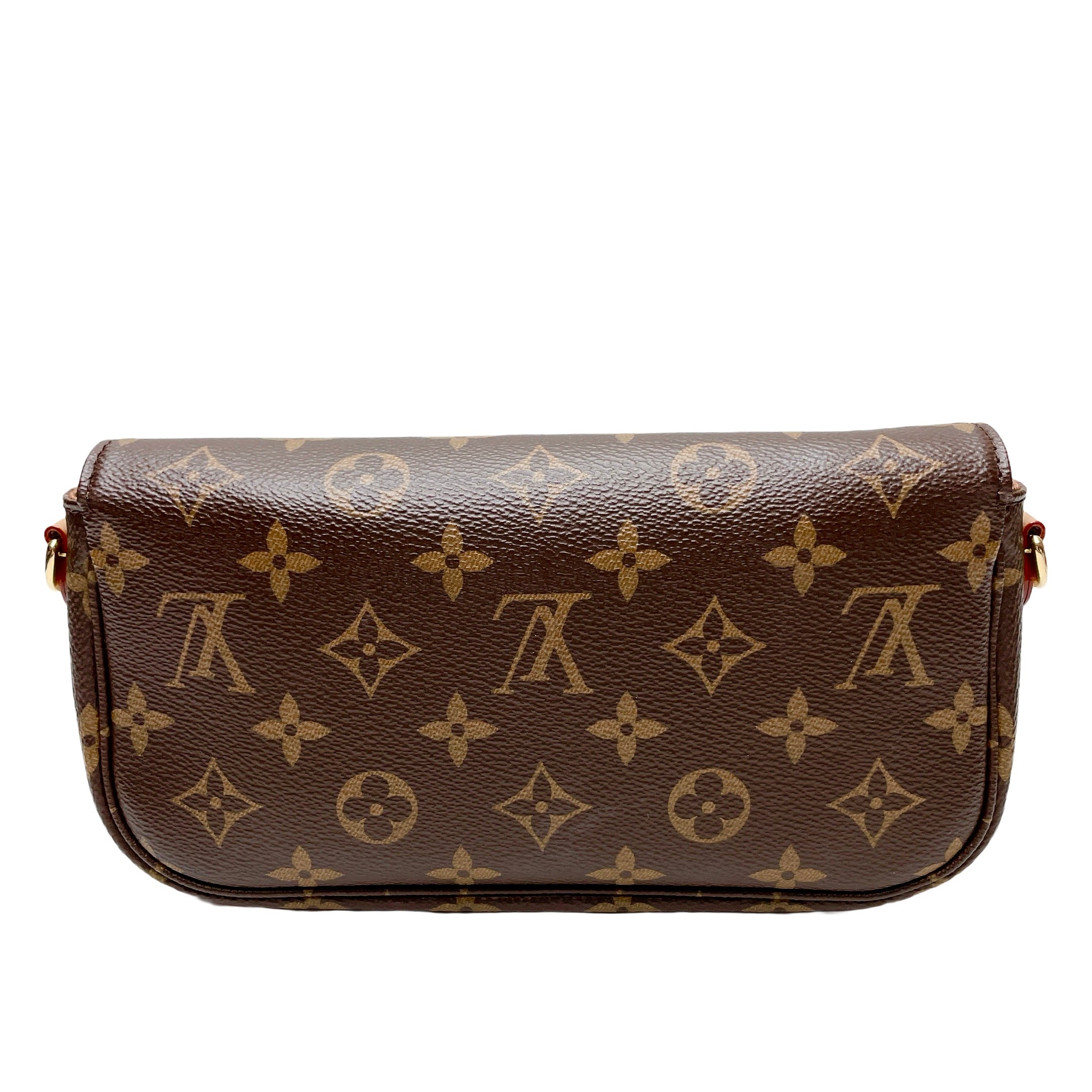 LV IVY WALLET ON CHAIN