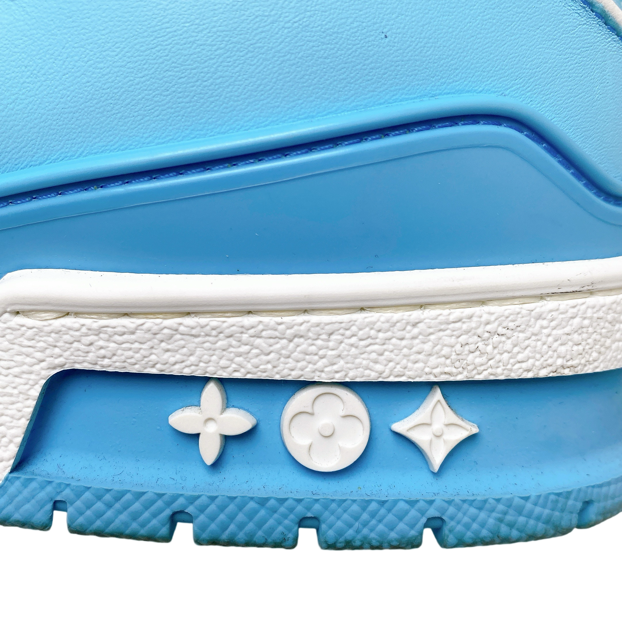 LV TRAINER SNEAKER IN BLUE