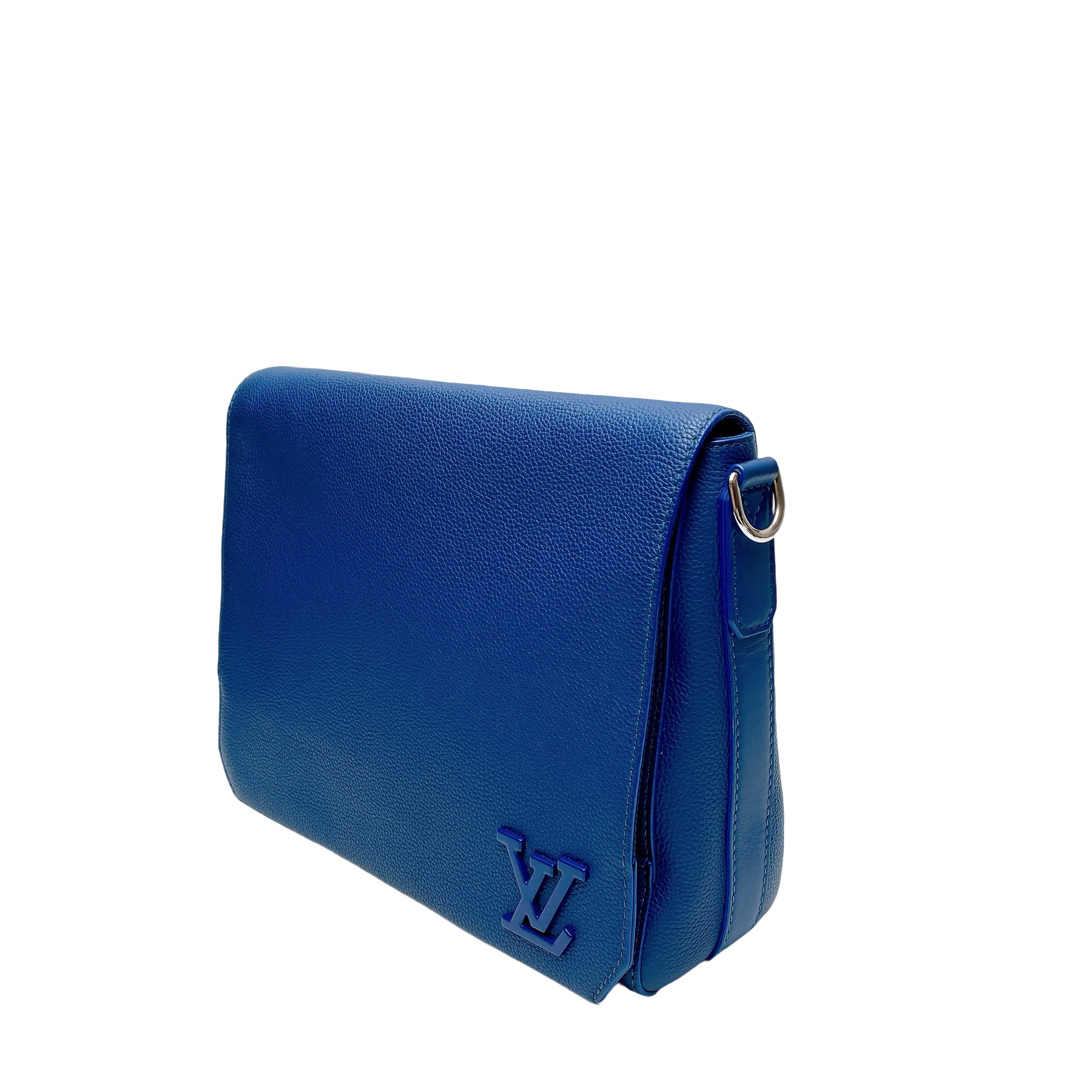 LV TAKE OFF MESSENGER