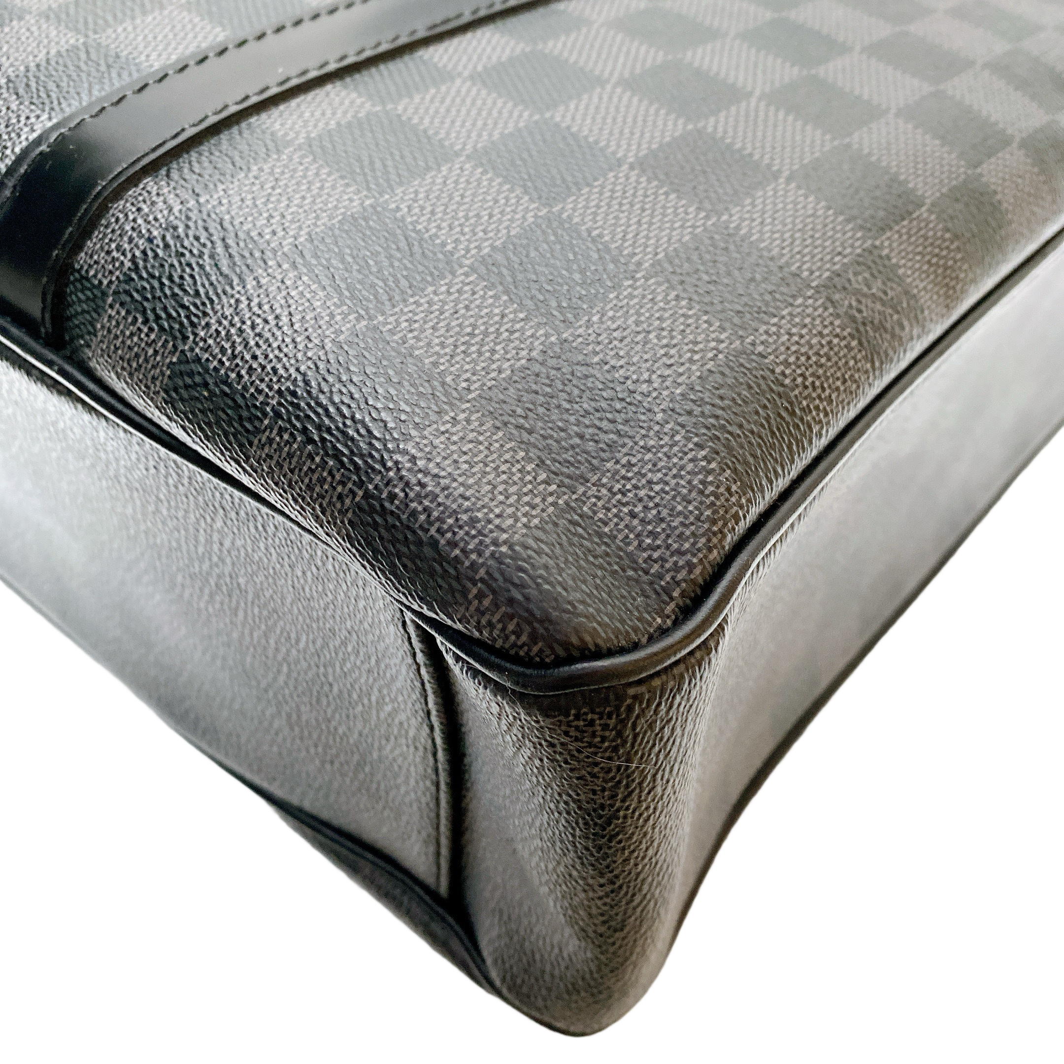 LV TADAO TOTE BAG DAMIER GRAPHITE