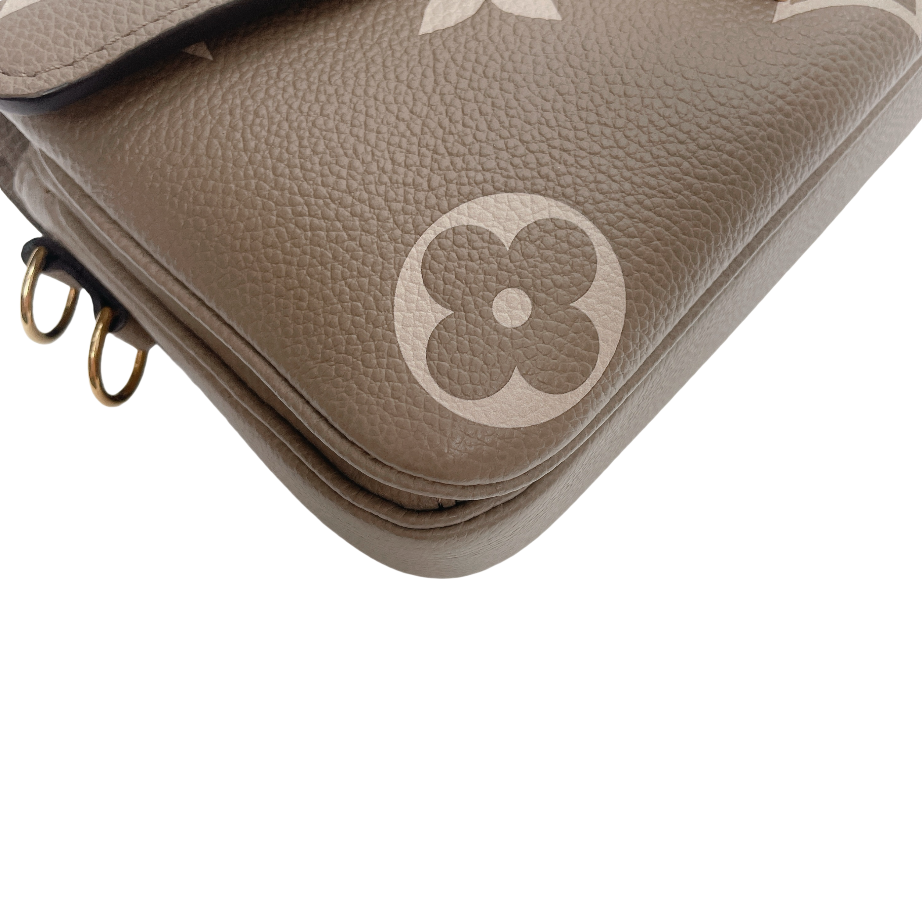 LV POCHETTE MÉTIS EAST WEST