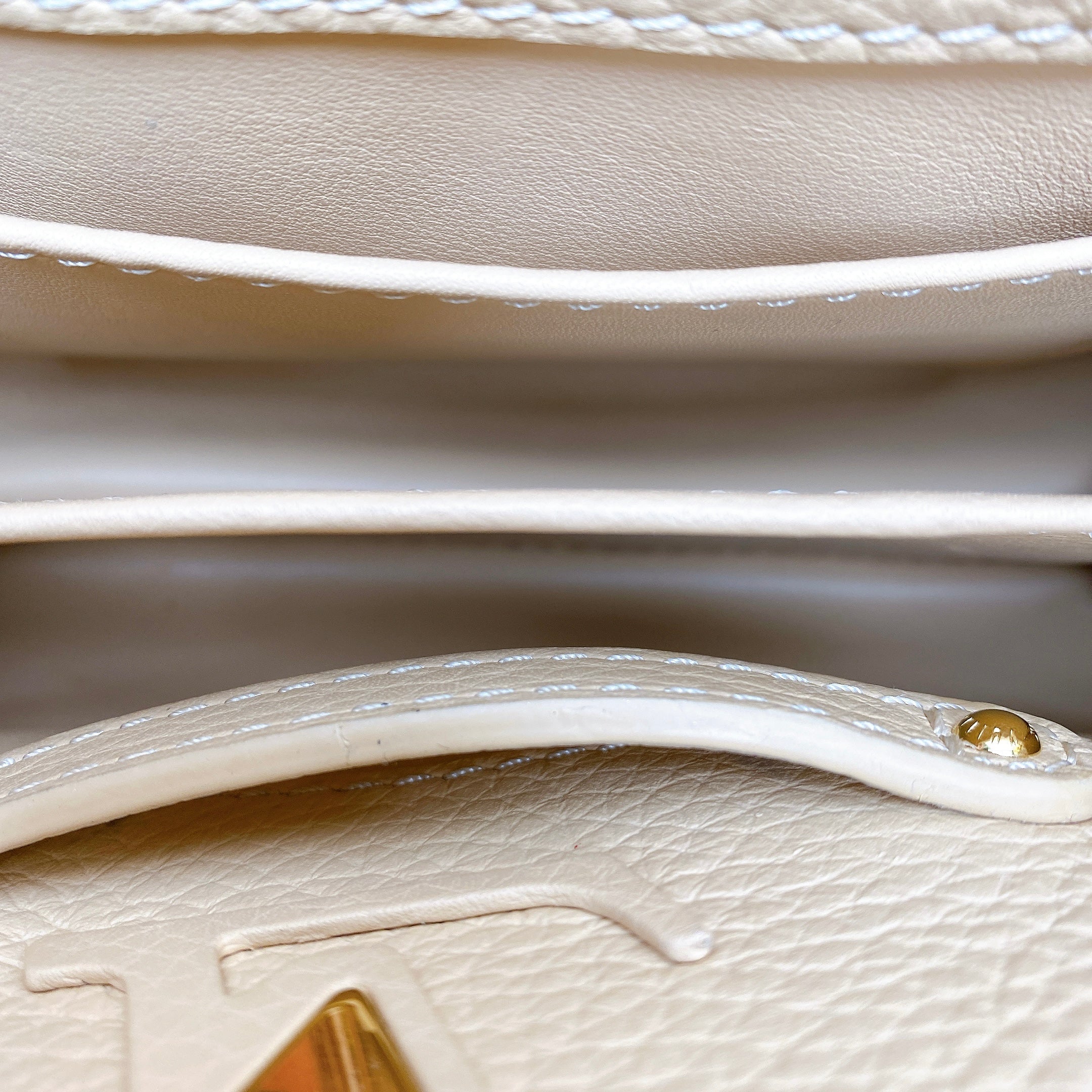 LV CAPUCINES