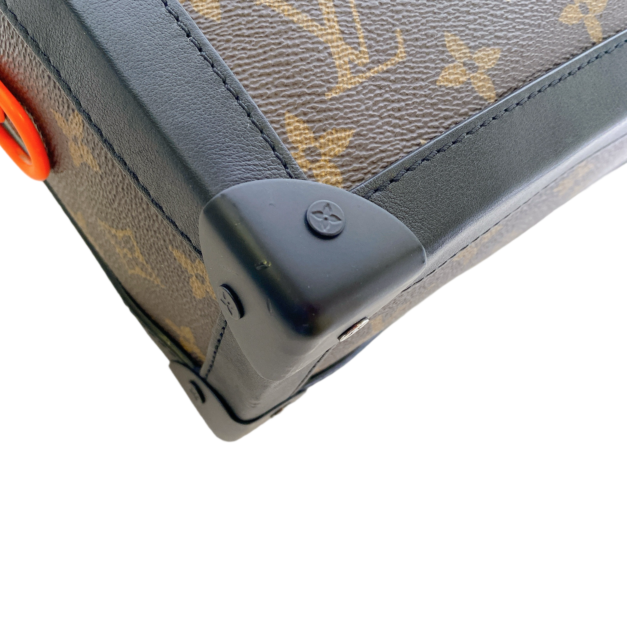 LV SOFT TRUNK
