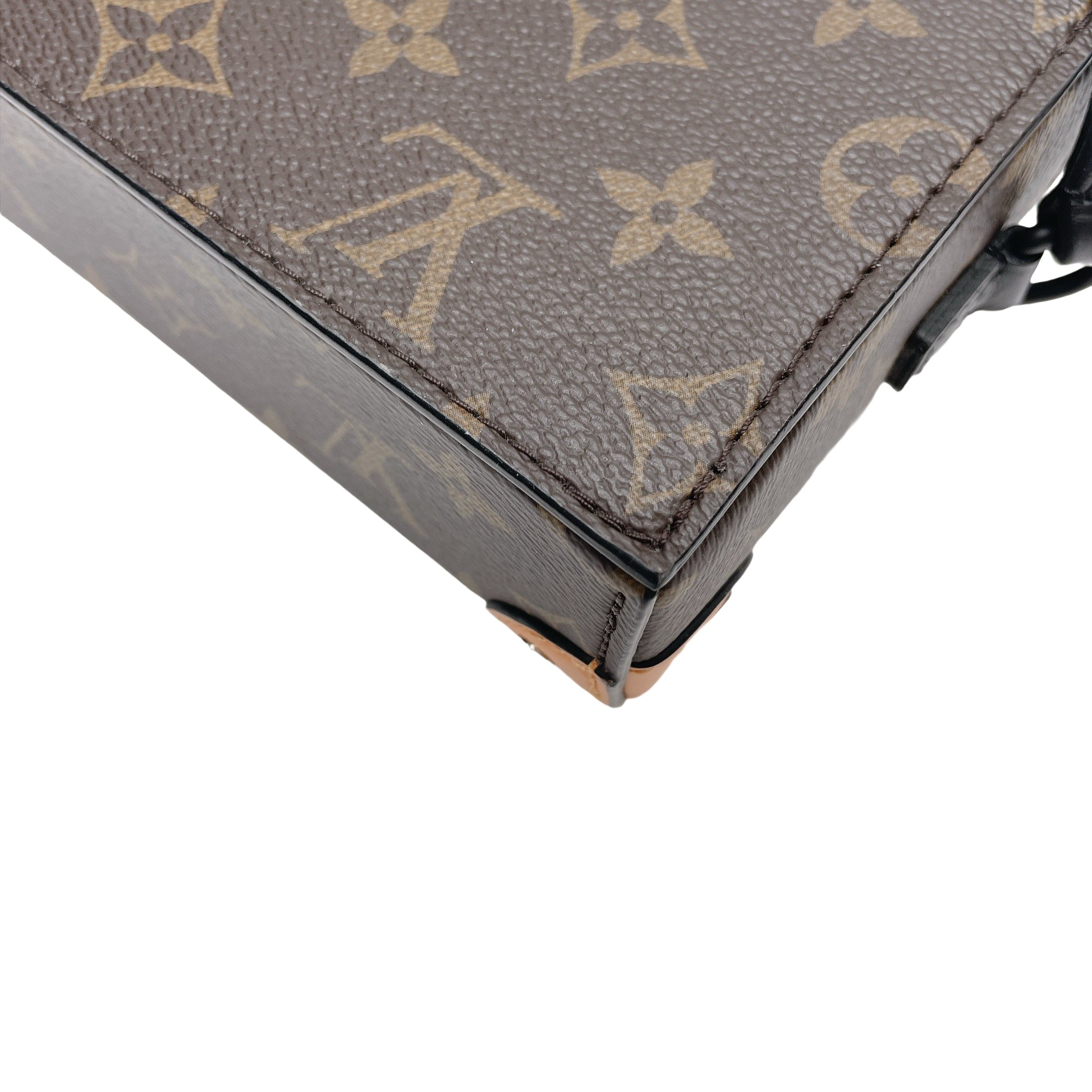 LV STEAMER WEARABLE