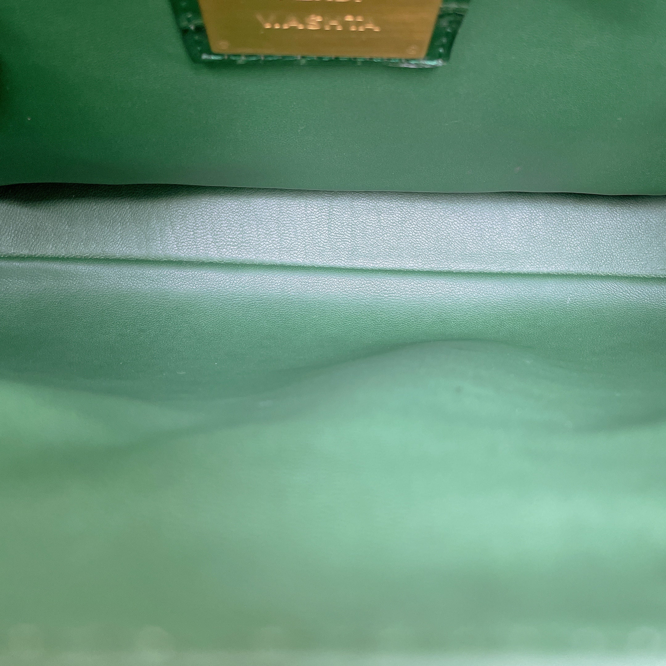 FENDI PEEKABOO NILOTICUS MEDIUM