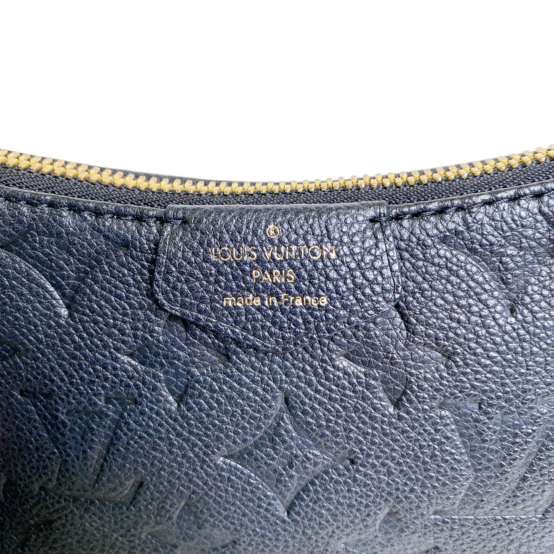 LV EASY POUCH ON STRAP