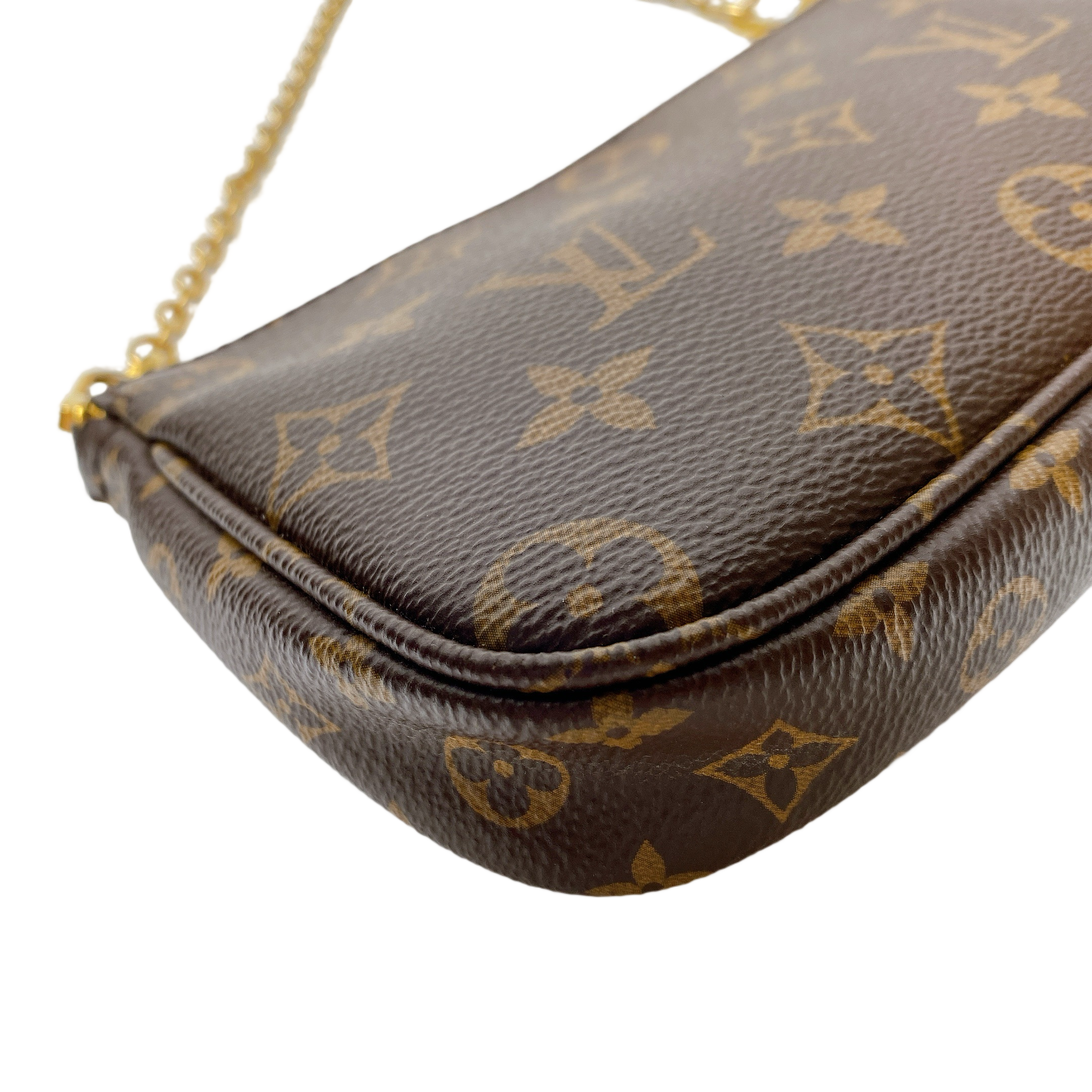 LV MULTI POCHETTE IN PINK