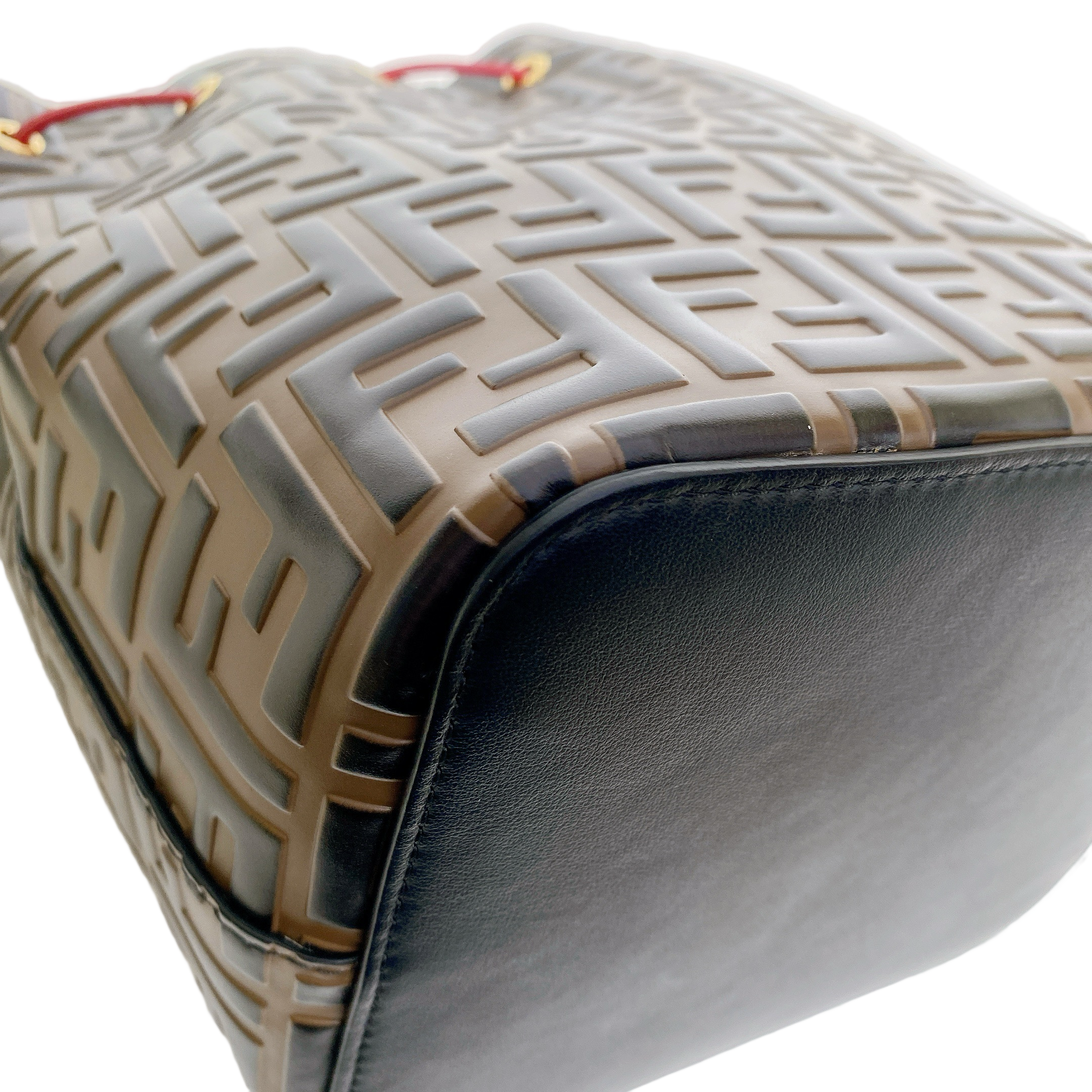 FENDI BUCKET