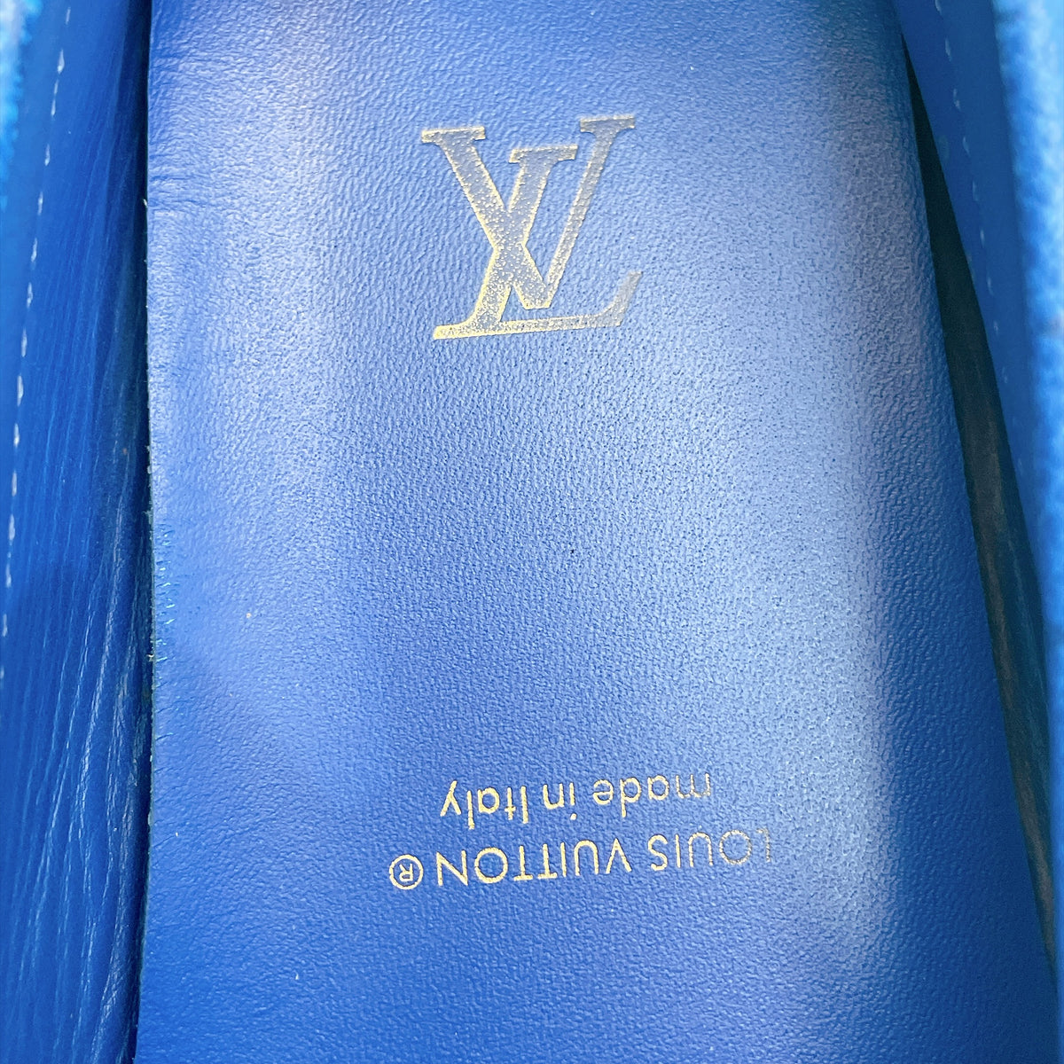 LV LEATHER LIGHT BLUE