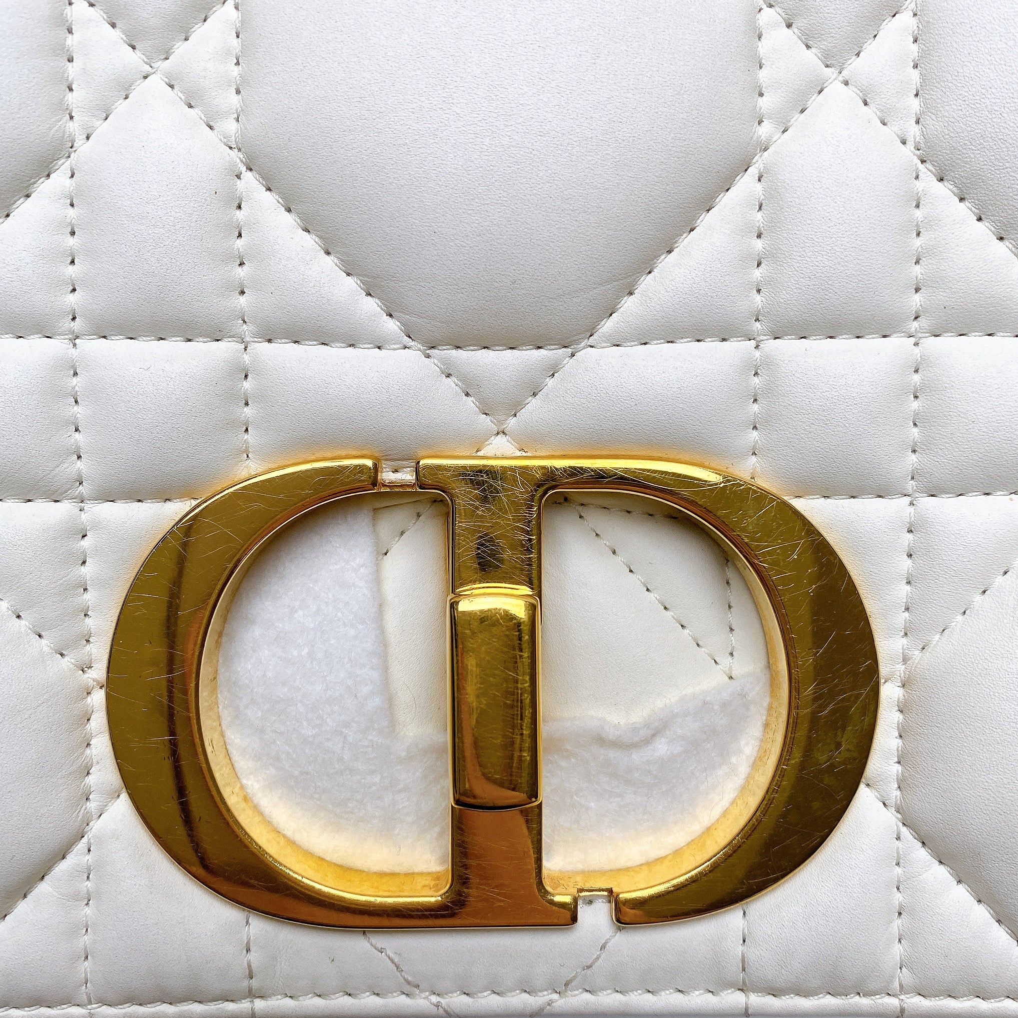 DIOR CARO