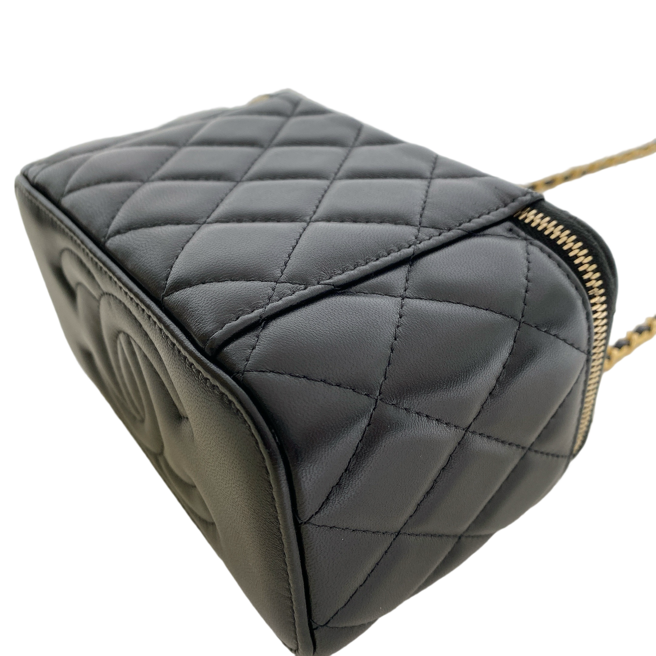 CHANEL VANITY PEARL CRUSH