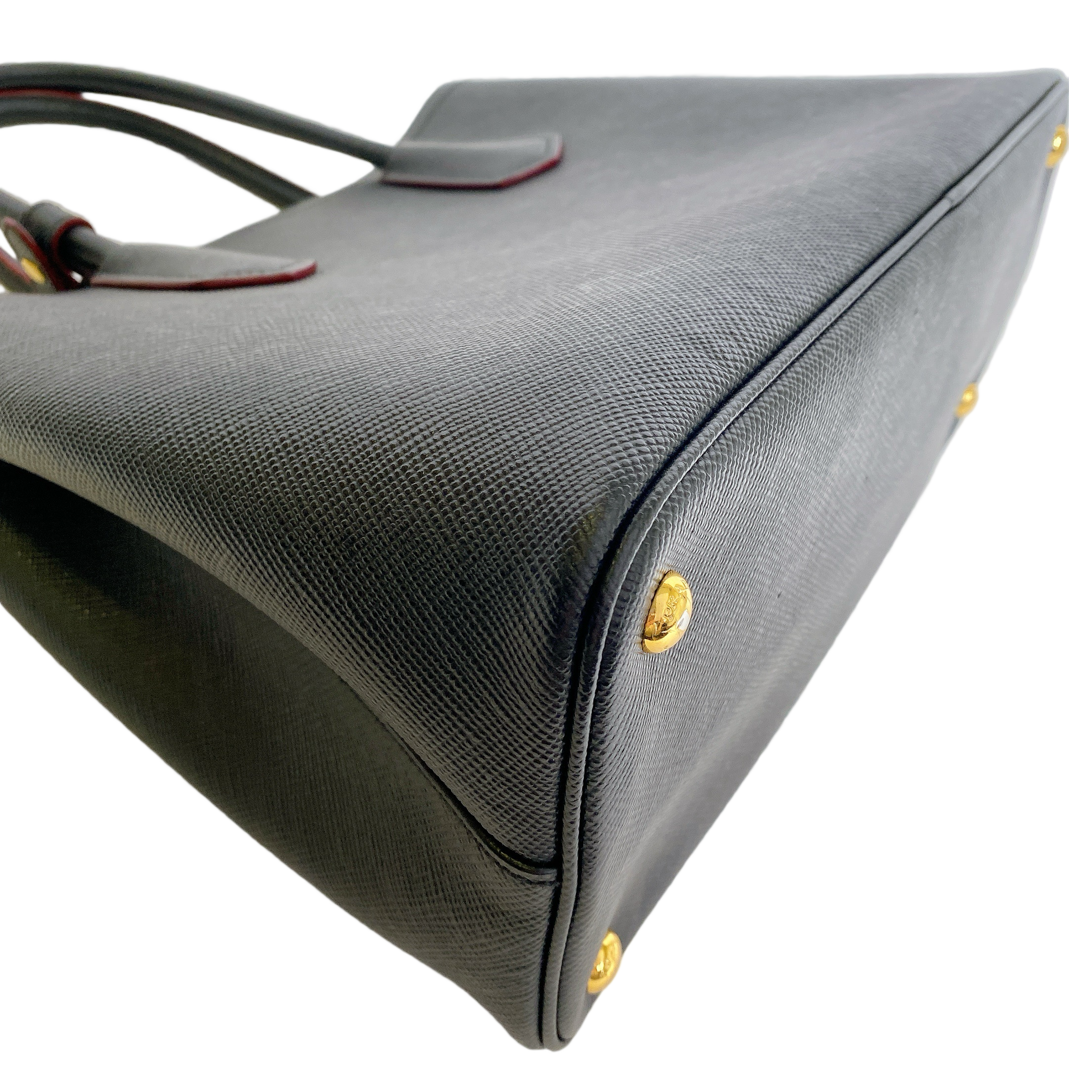 PRADA SAFFIANO CUIR IN BLACK