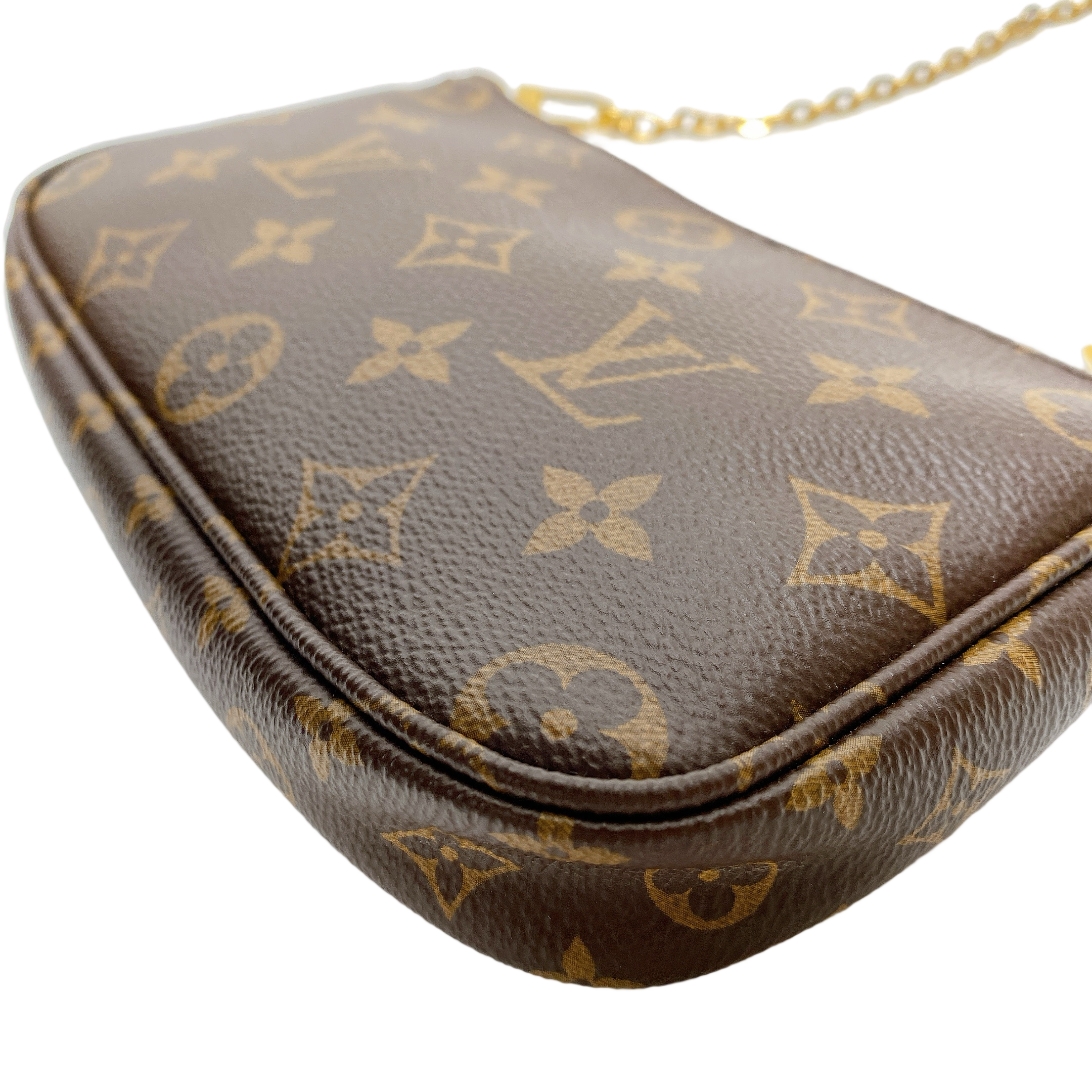 LV MULTI POCHETTE IN PINK