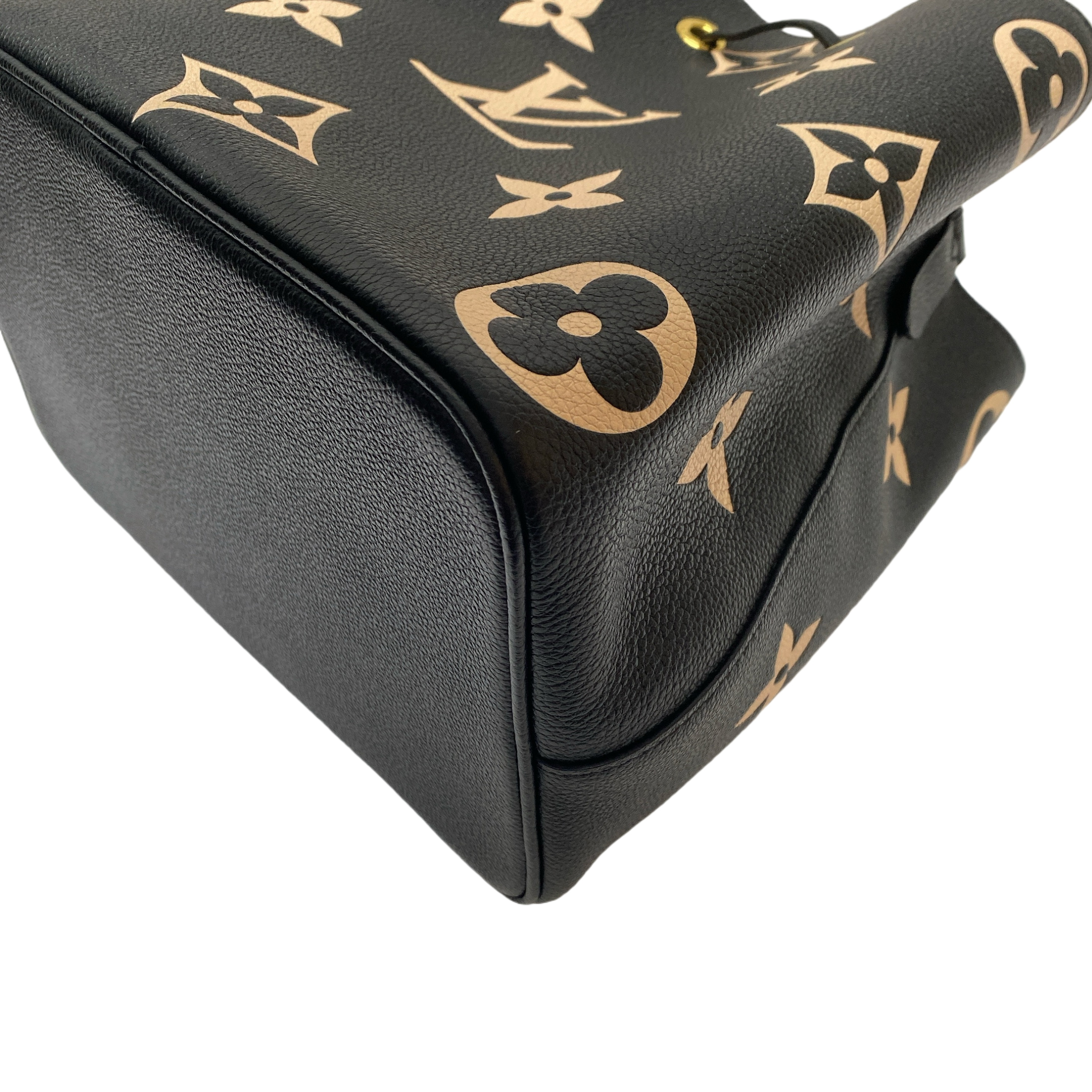 LV NEONOE EMPRIENTE BLACK