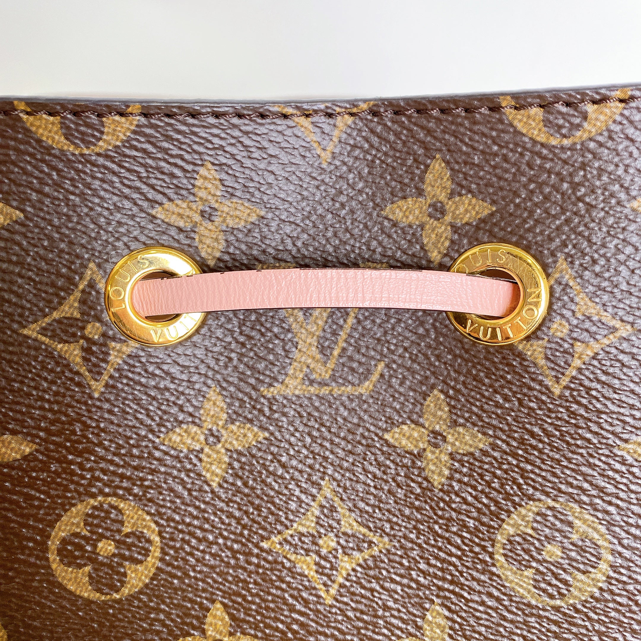 LV NEONOE PINK