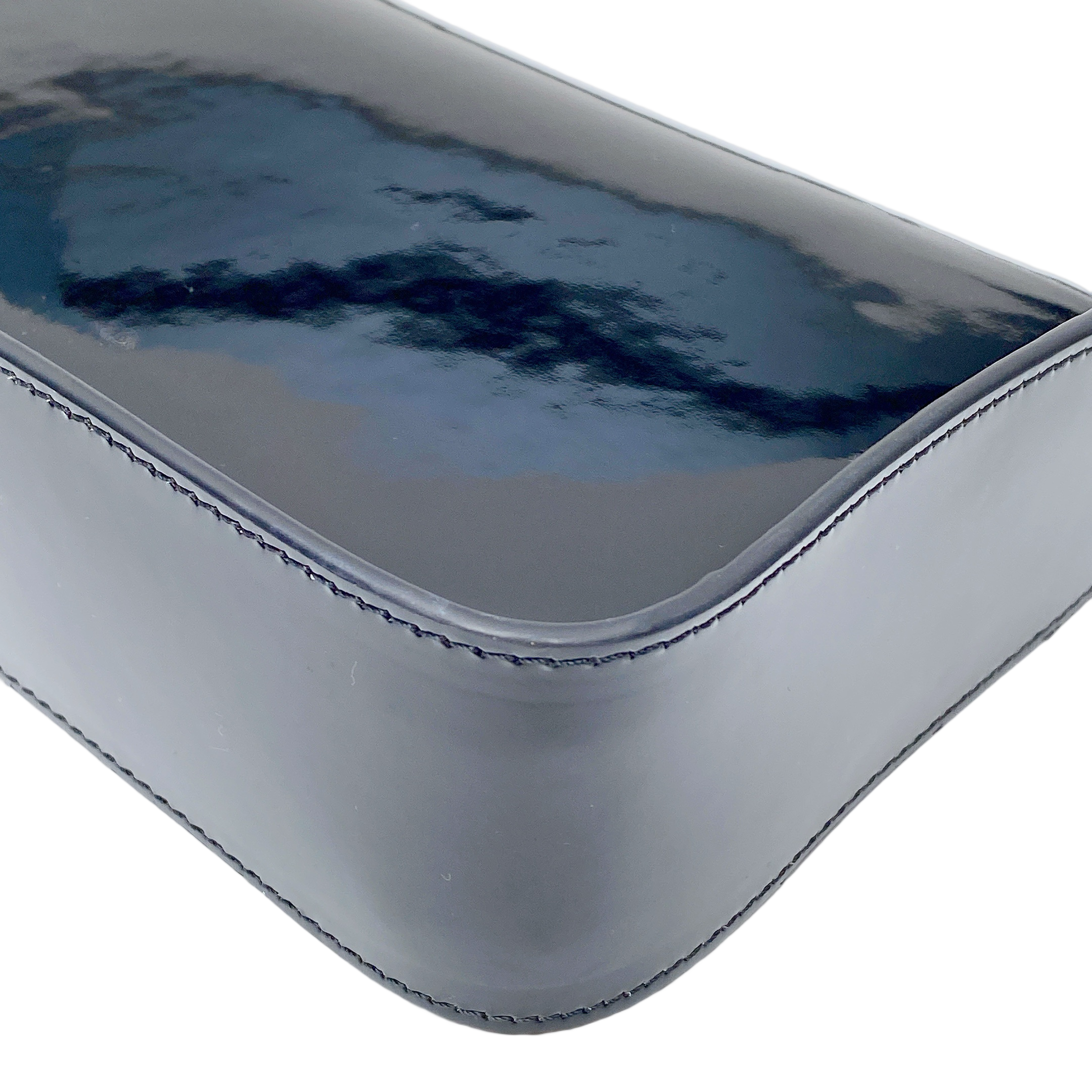 CELINE TRIOMPHE TERENCE IN PATENT