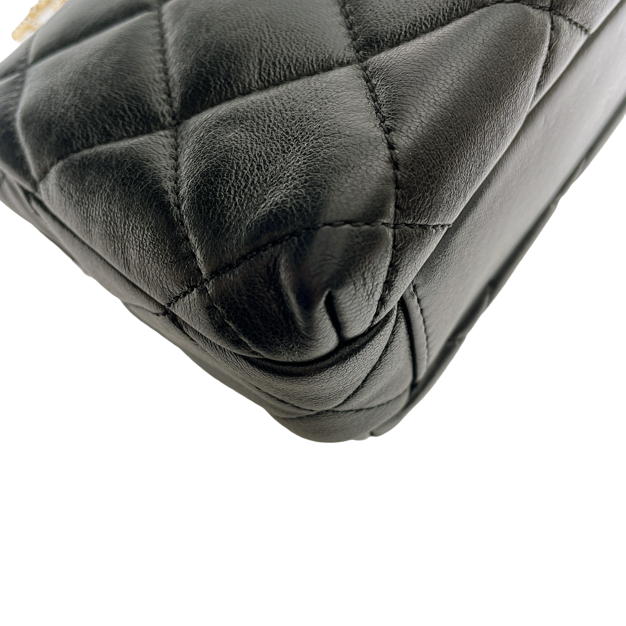 CHANEL 24A PEARL FLAP BAG