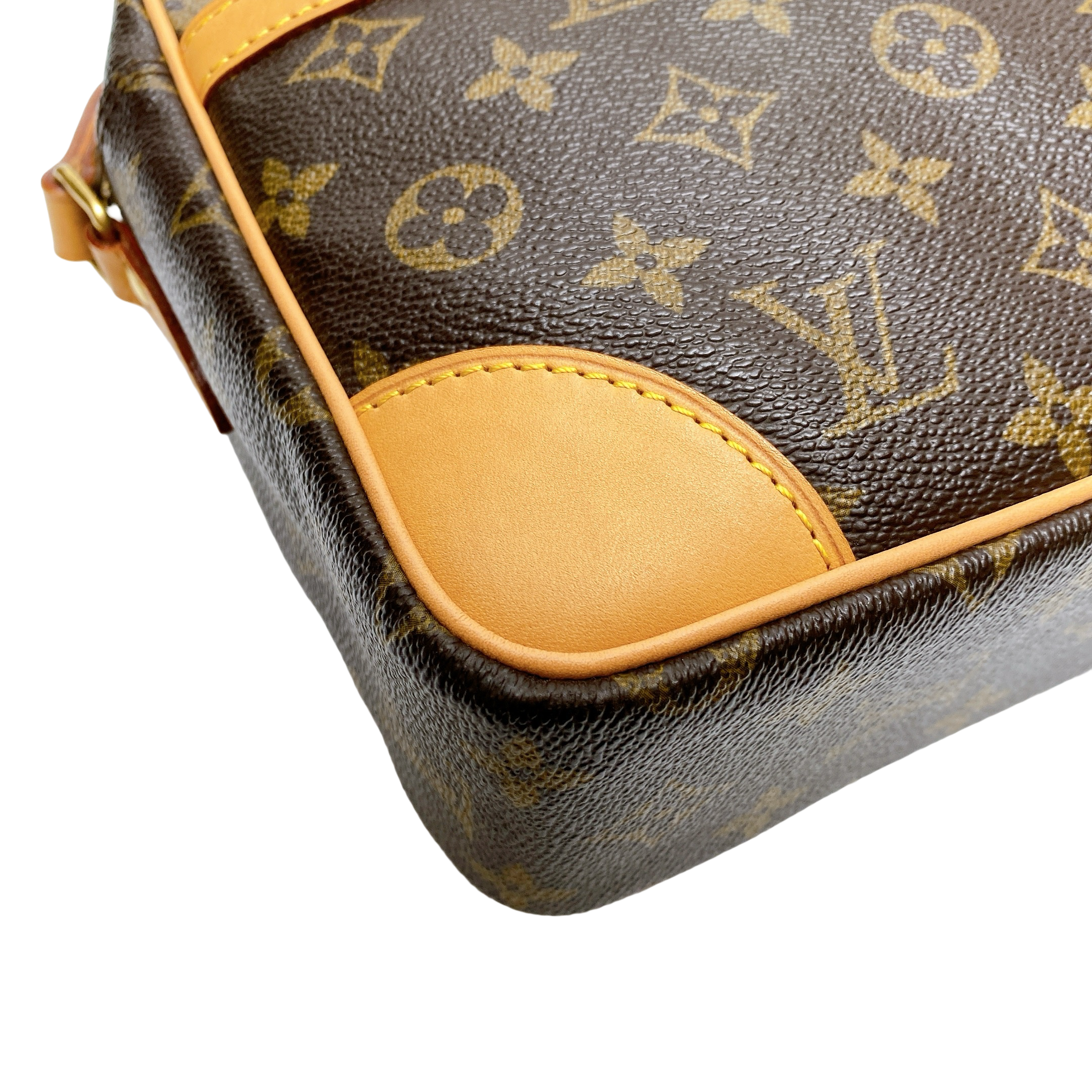 LV MESSENGER