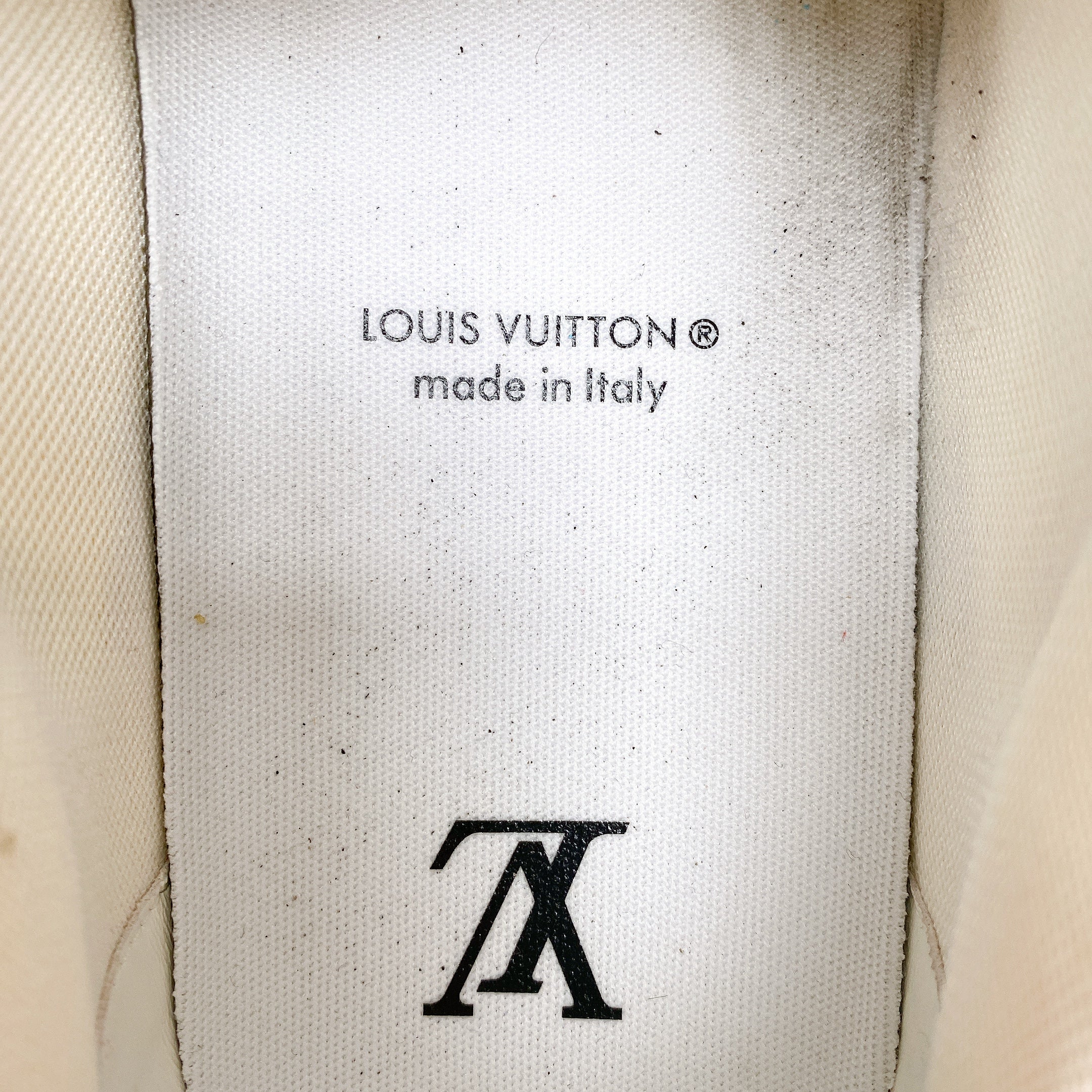 LV TRAINER SNEAKER IN BLUE