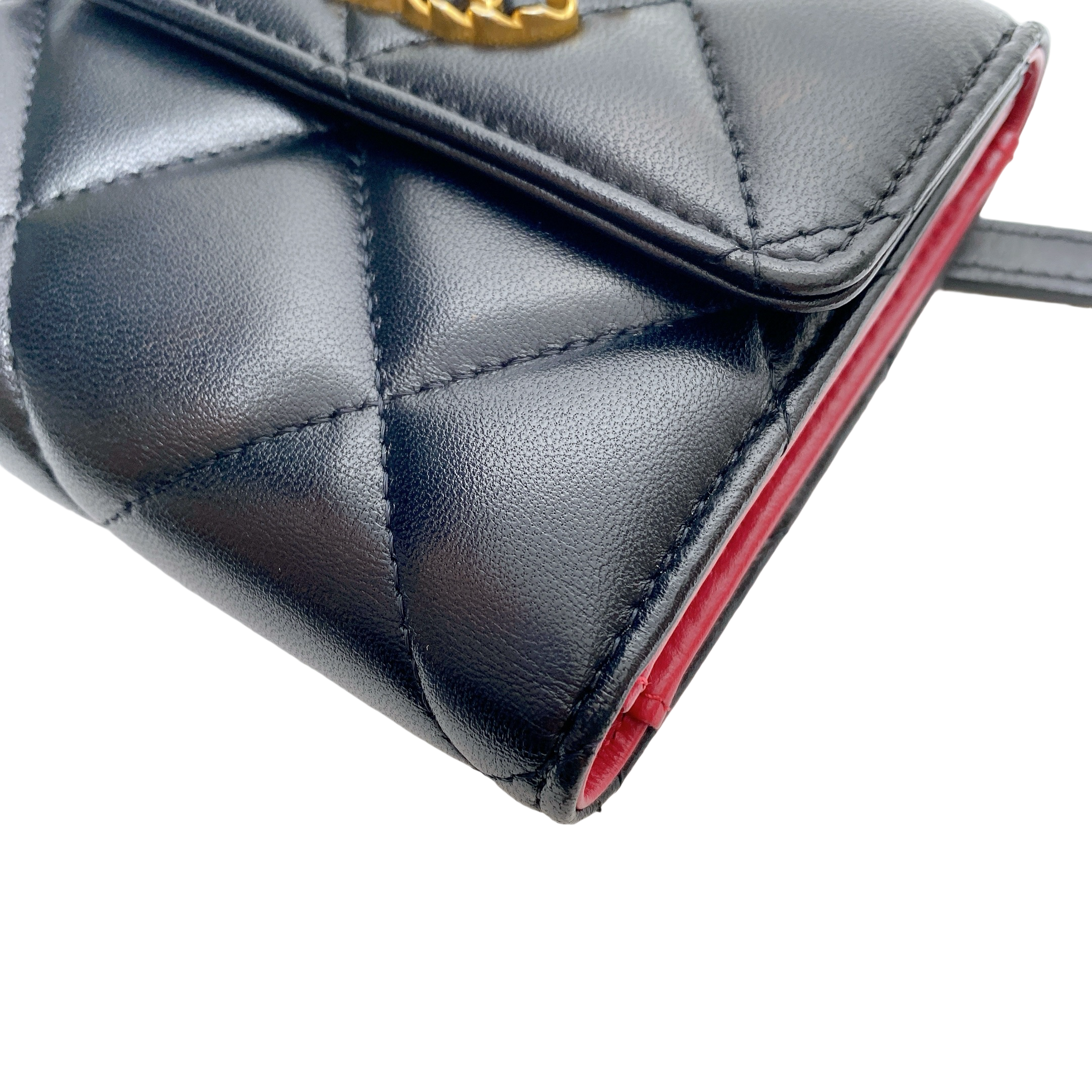 CHANEL 19 FLAP SHORT WALLET