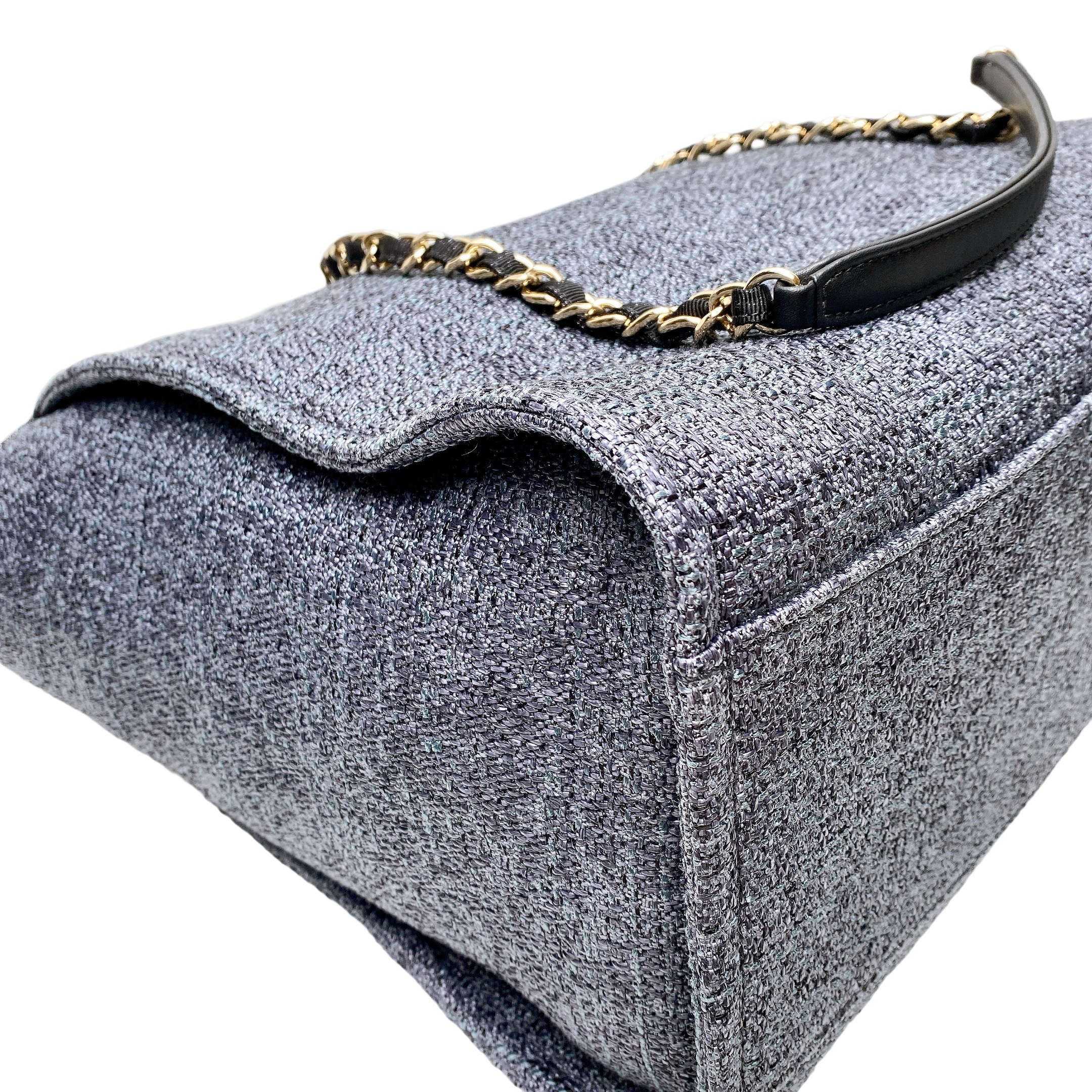 CHANEL TOTE